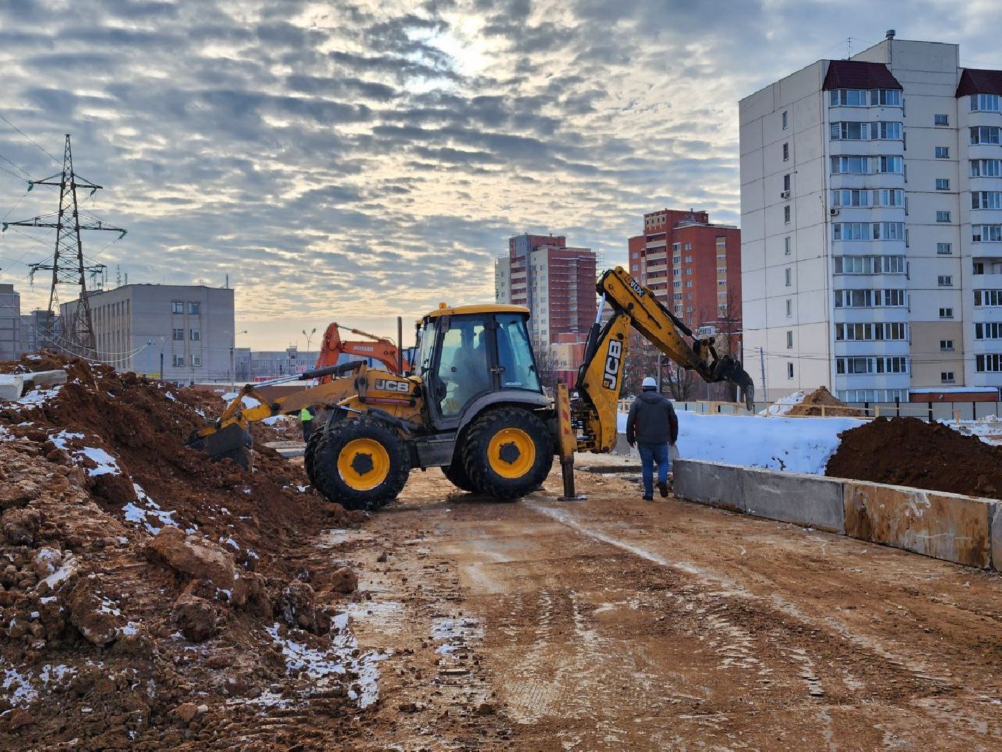 чехов, строительство, поликлиника, котлован, рабочие места,