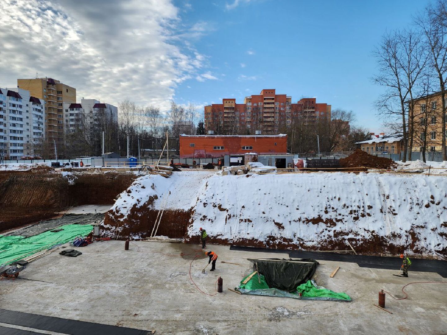 чехов, строительство, поликлиника, котлован, рабочие места,