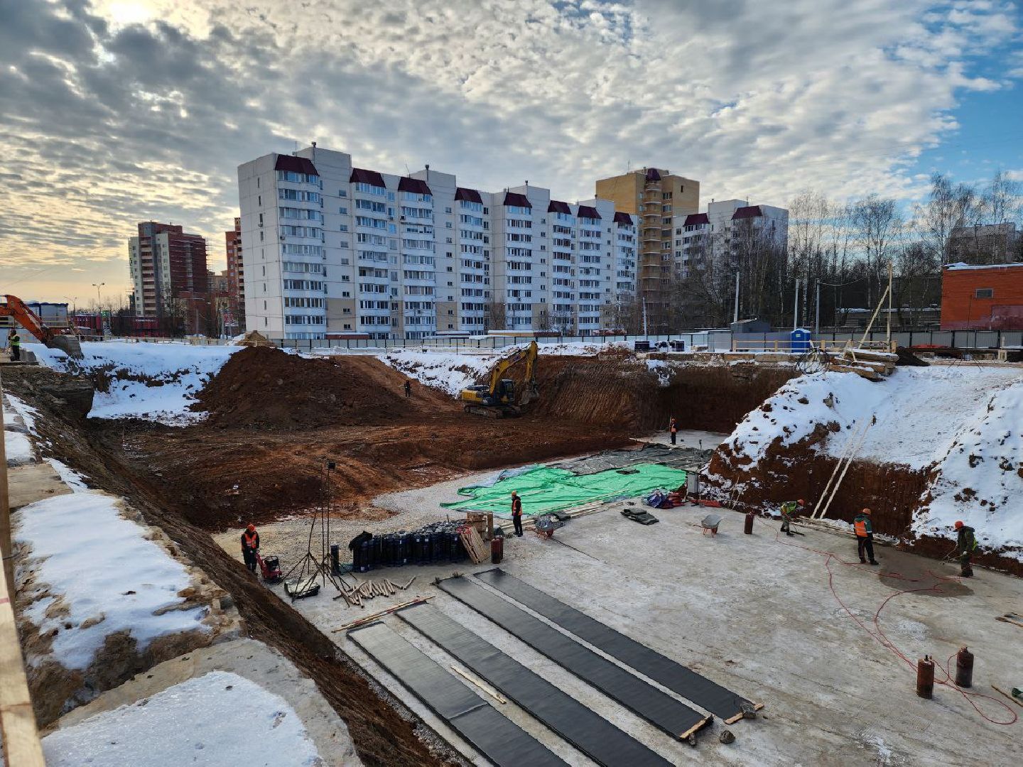 чехов, строительство, поликлиника, котлован, рабочие места,