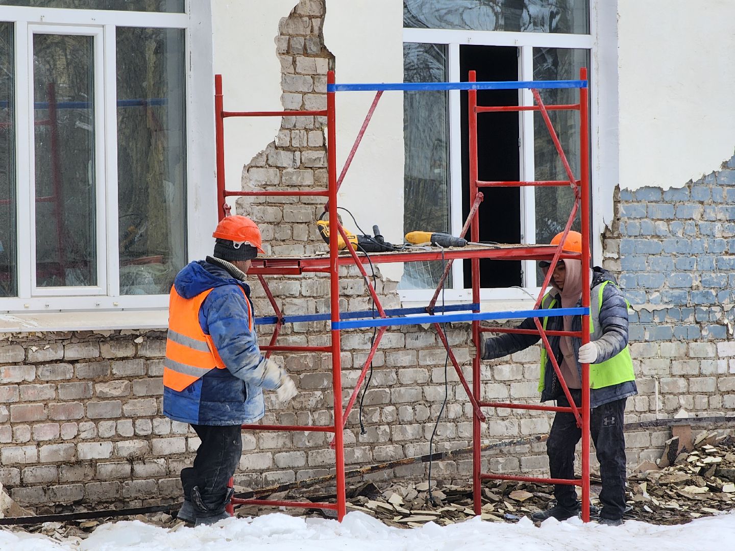 Капремонт, демонтажные работы, Дубна, Школа,