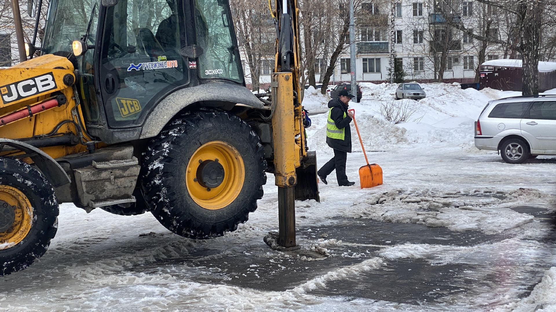 парковка, очистка дорог, жкх и благоустройство, уборка снега и наледи, уборка города,