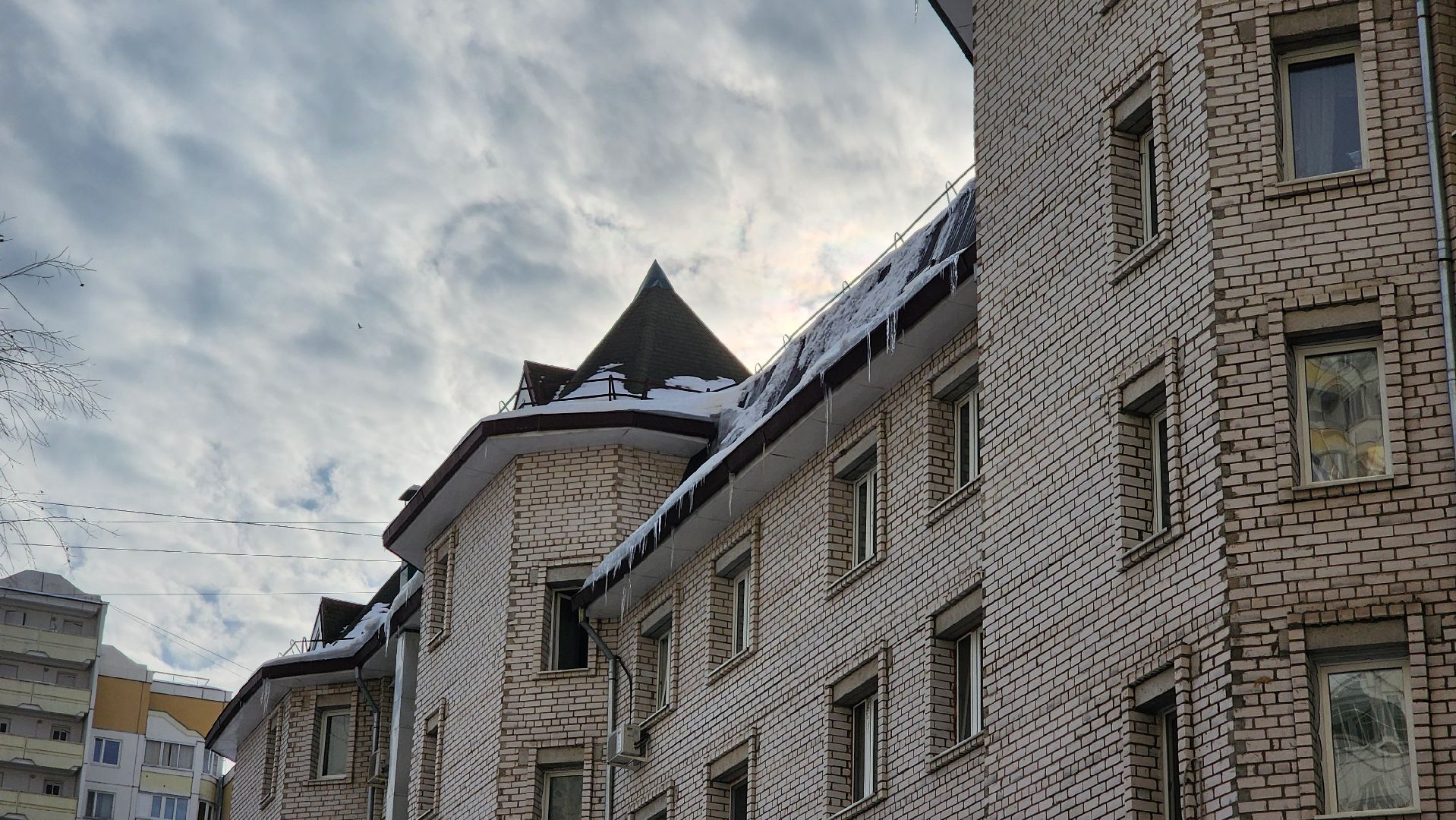 Солнечногорск, Рекинцо-2, ЖКХ, Очистка крыши, промышленные альпинисты,