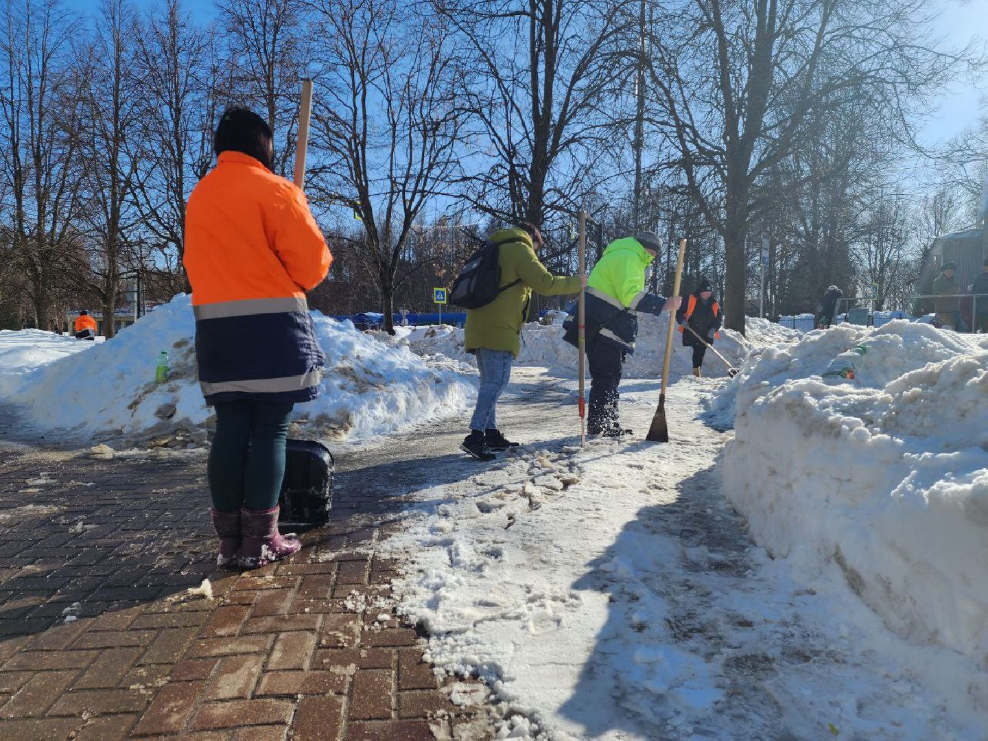 Пущино, уборка снега,