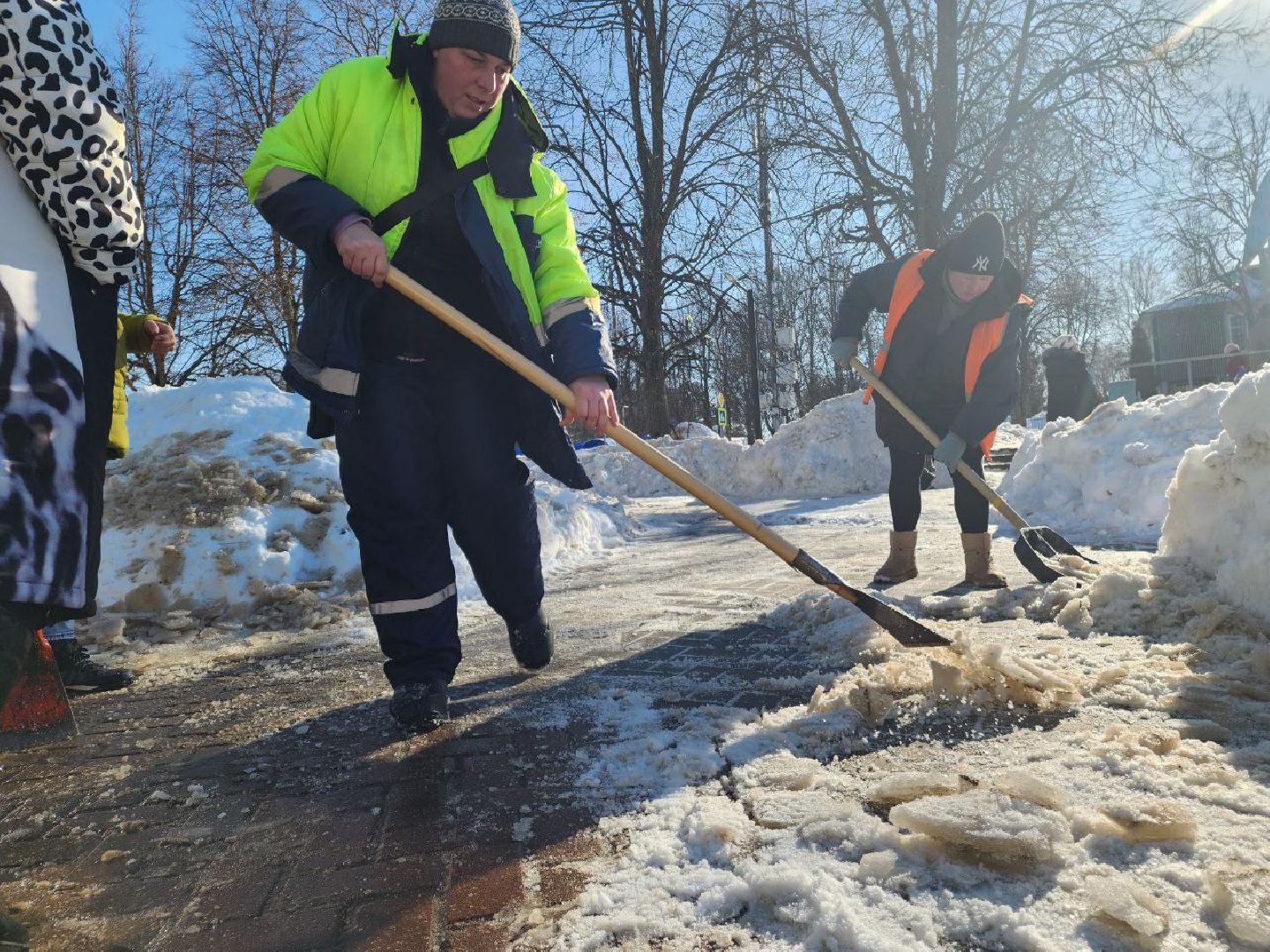 Пущино, уборка снега,