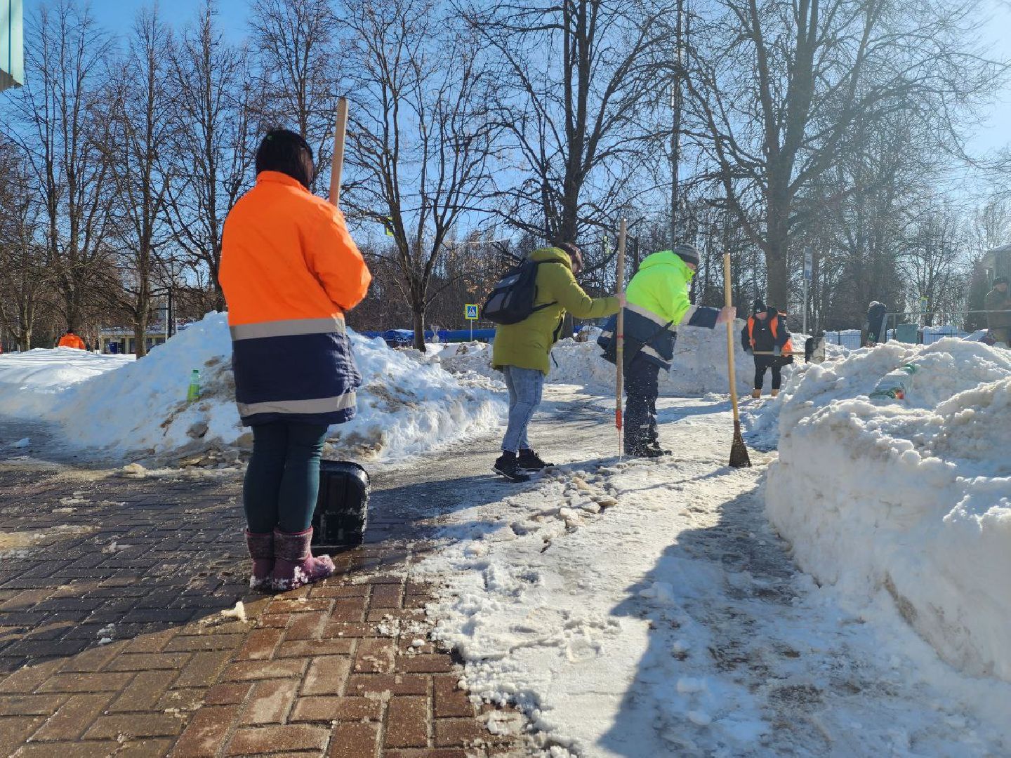 Пущино, уборка снега,