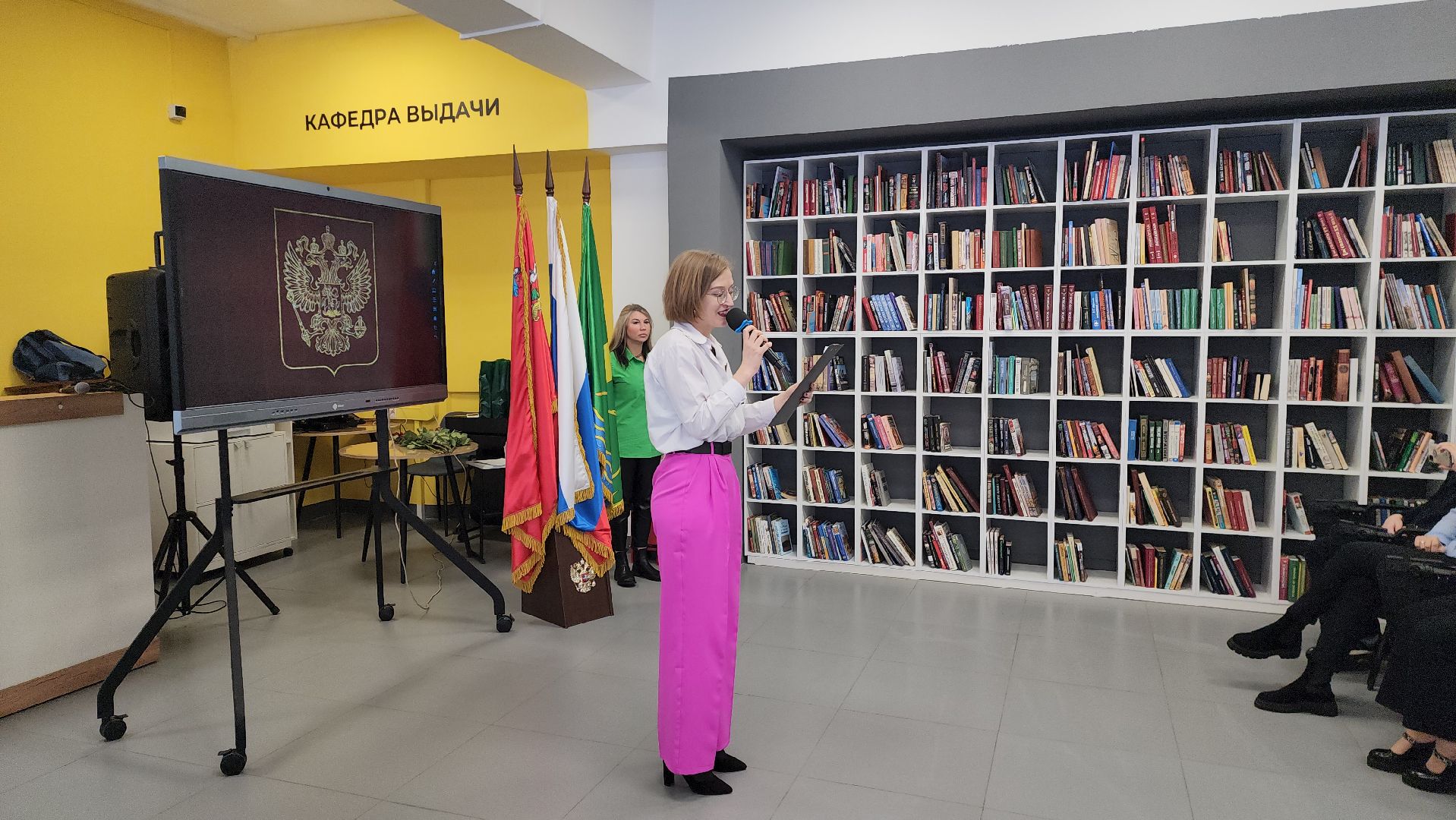 шатура, вручение паспортов, библиотека, паспорт гражданина рф, церемония награждения,