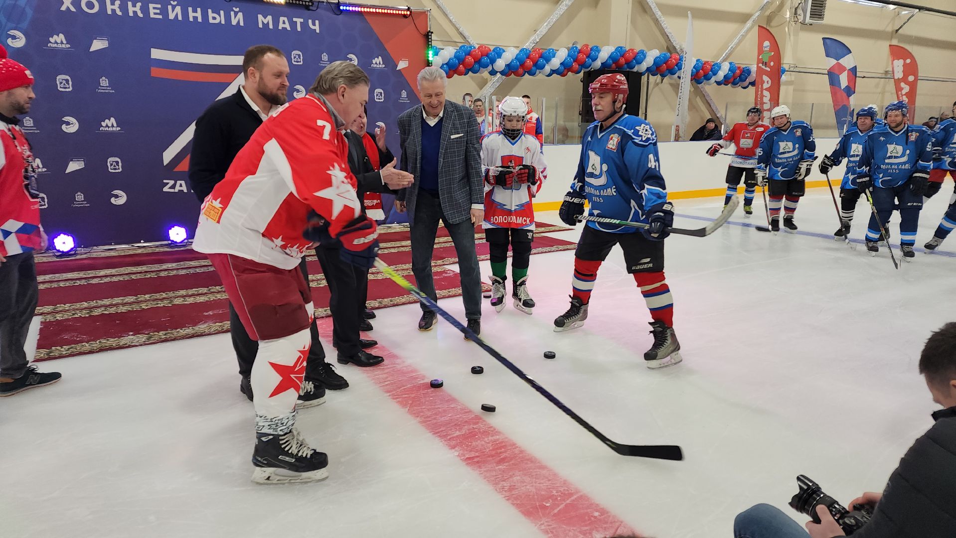 волоколамск, фок, хоккей, хоккеисты, тренер, тренер по хоккею, губернатор, губернатор московской области, выходи во двор,