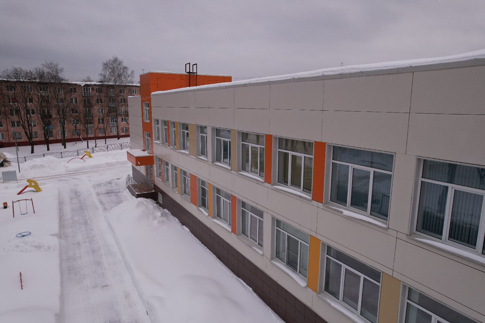 видео с коптера, школа, образование,