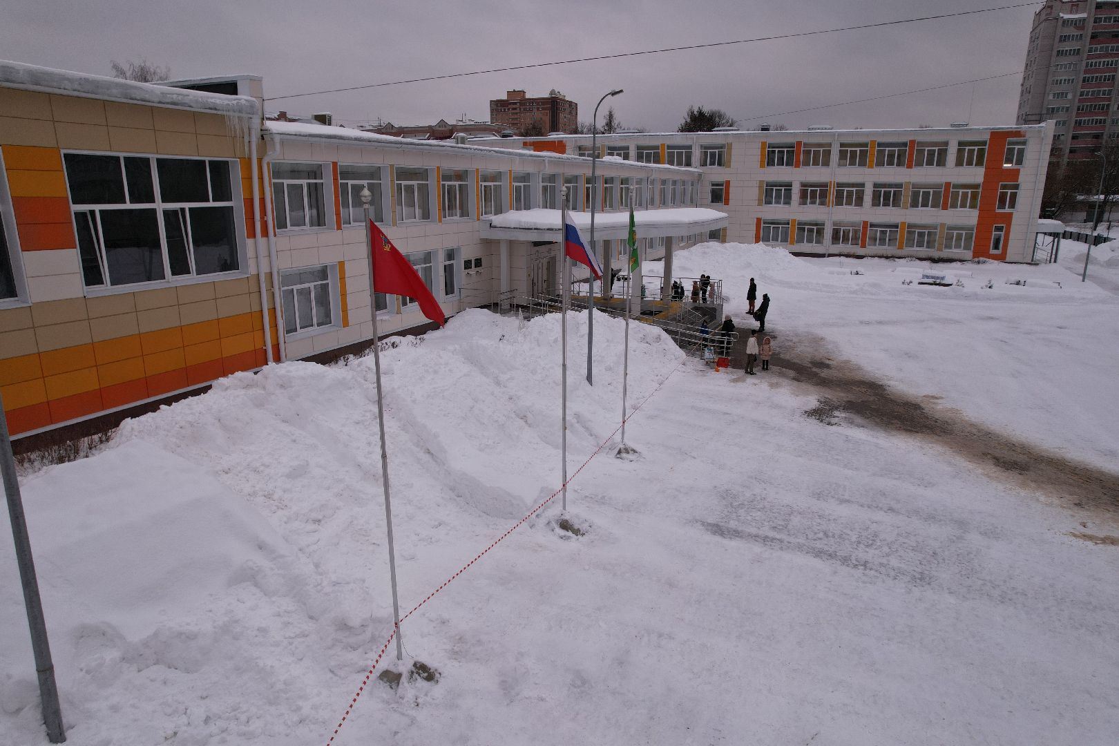 видео с коптера, школа, образование,