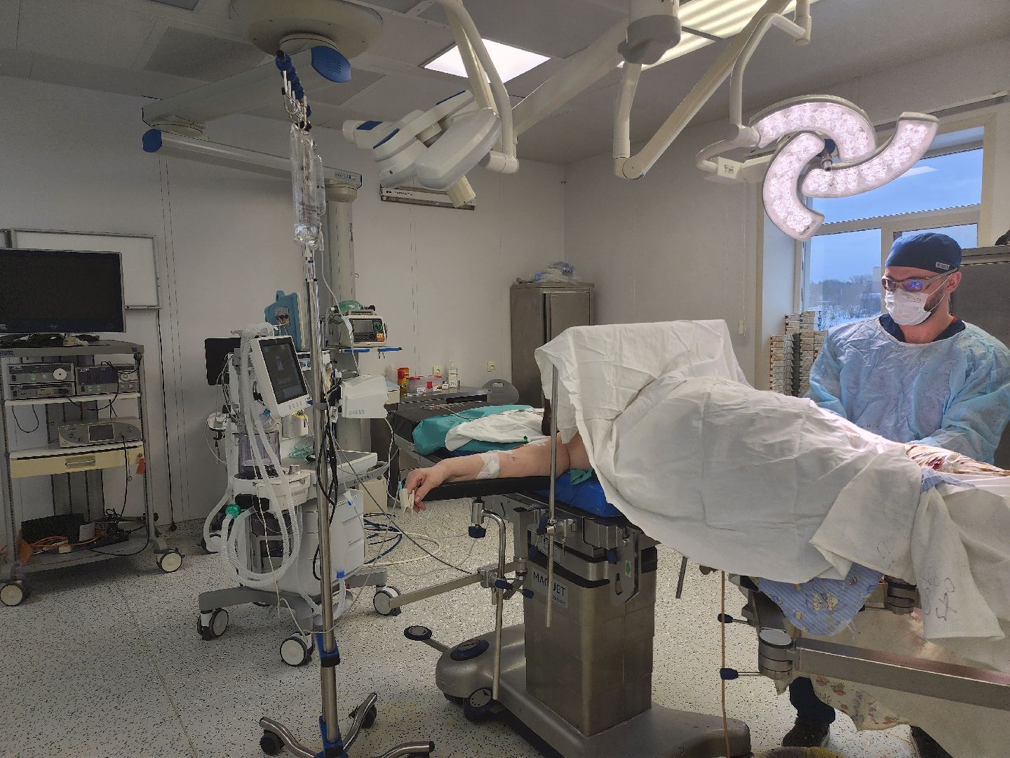 высокотехнологичная медицинская помощь,