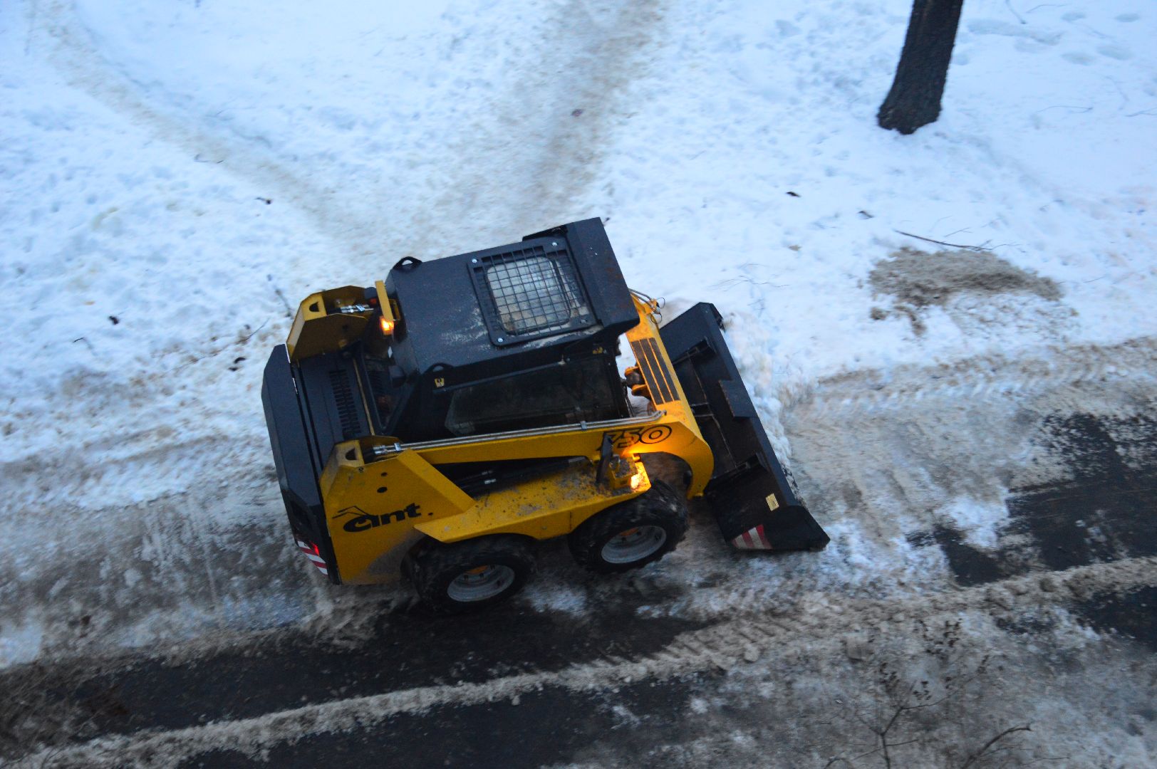 гололед, гололедица, шатура, жкх и благоустройство, жкх подмосковье, дороги подмосковья, дворы, уборка снега и наледи,
