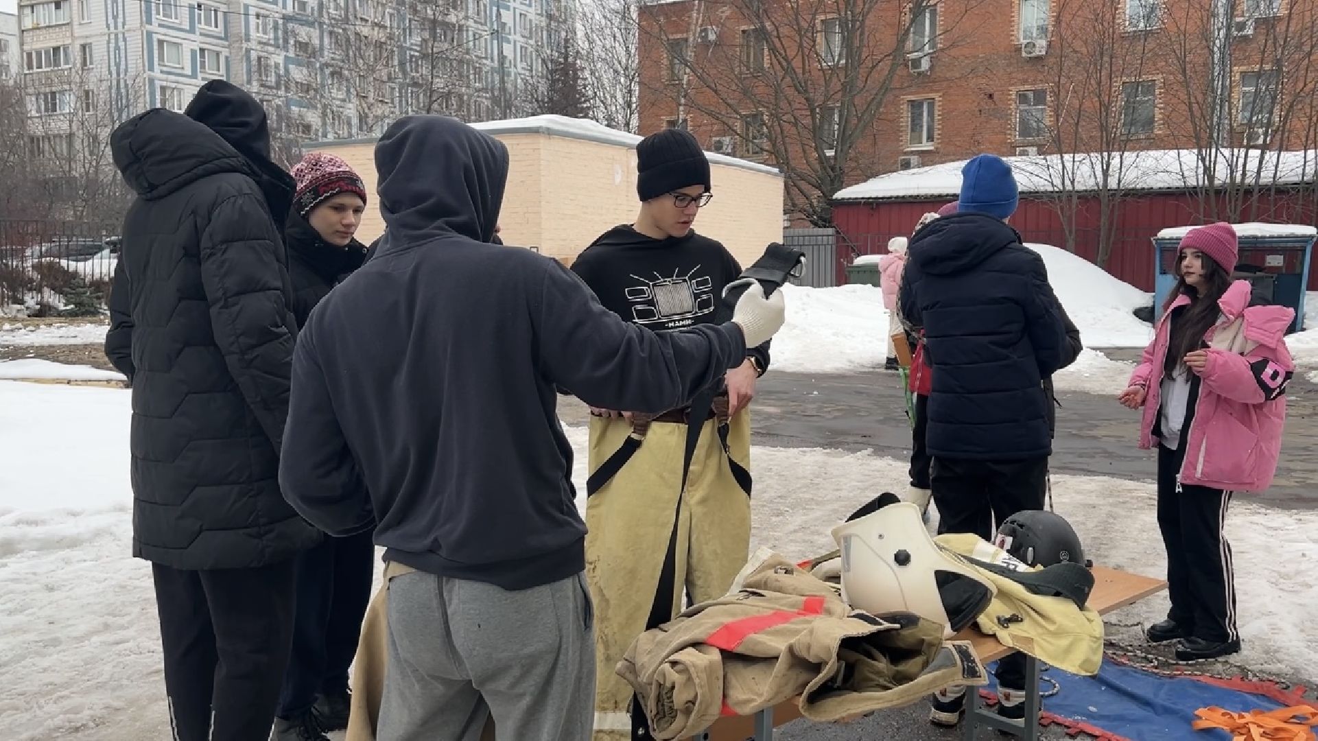 химки, зарница, образование, химспас, школьники, школа безопасности,