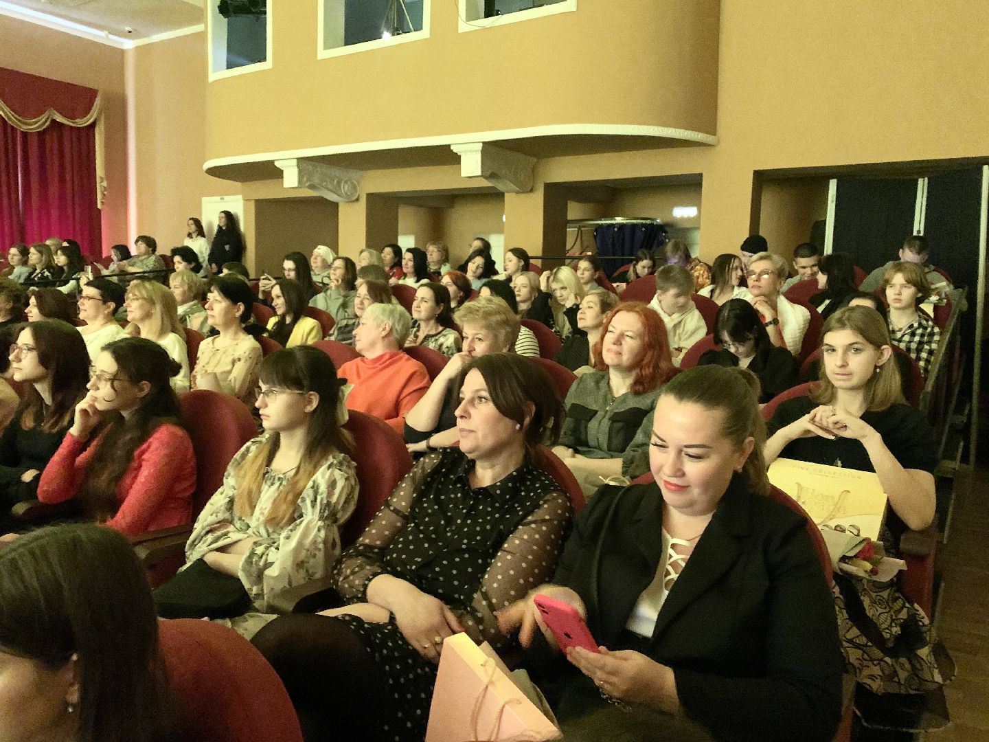 Балашиха, Подмосковье, 8 марта, Весенний женский форум, Наталья Махонина, Общественная палата Балашихи,