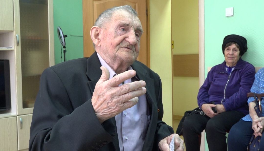 Сочи, банджи-прыжки, пенсионер-экстремал