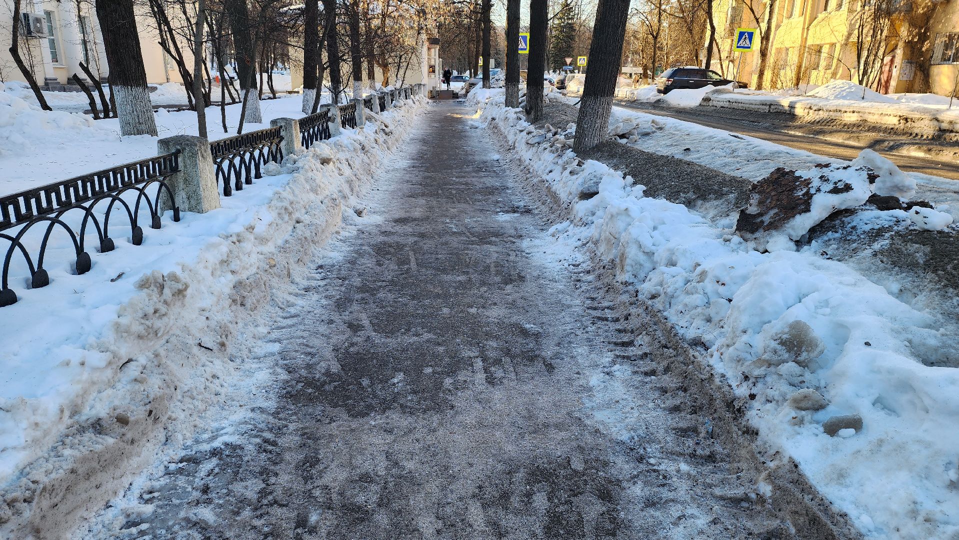 выездная администрация, уборка снега и наледи, Павел Соболев, Альберт Шагизиганов, борис аубакиров, ук наукоград,