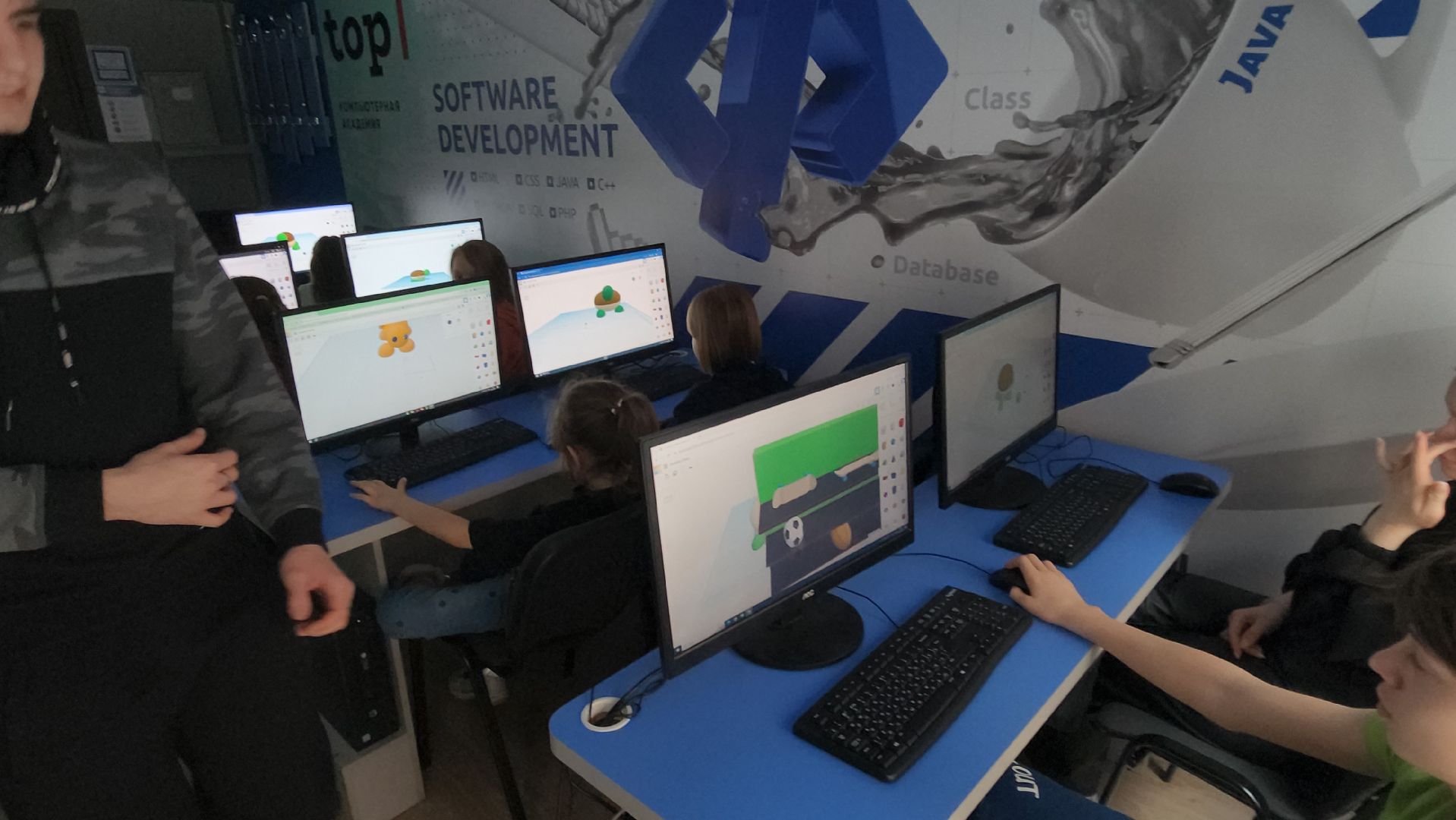 академия top, Тигран Айрамян, roblox, Tincercad, тц самолет, Гагарина 60, бесплатно,