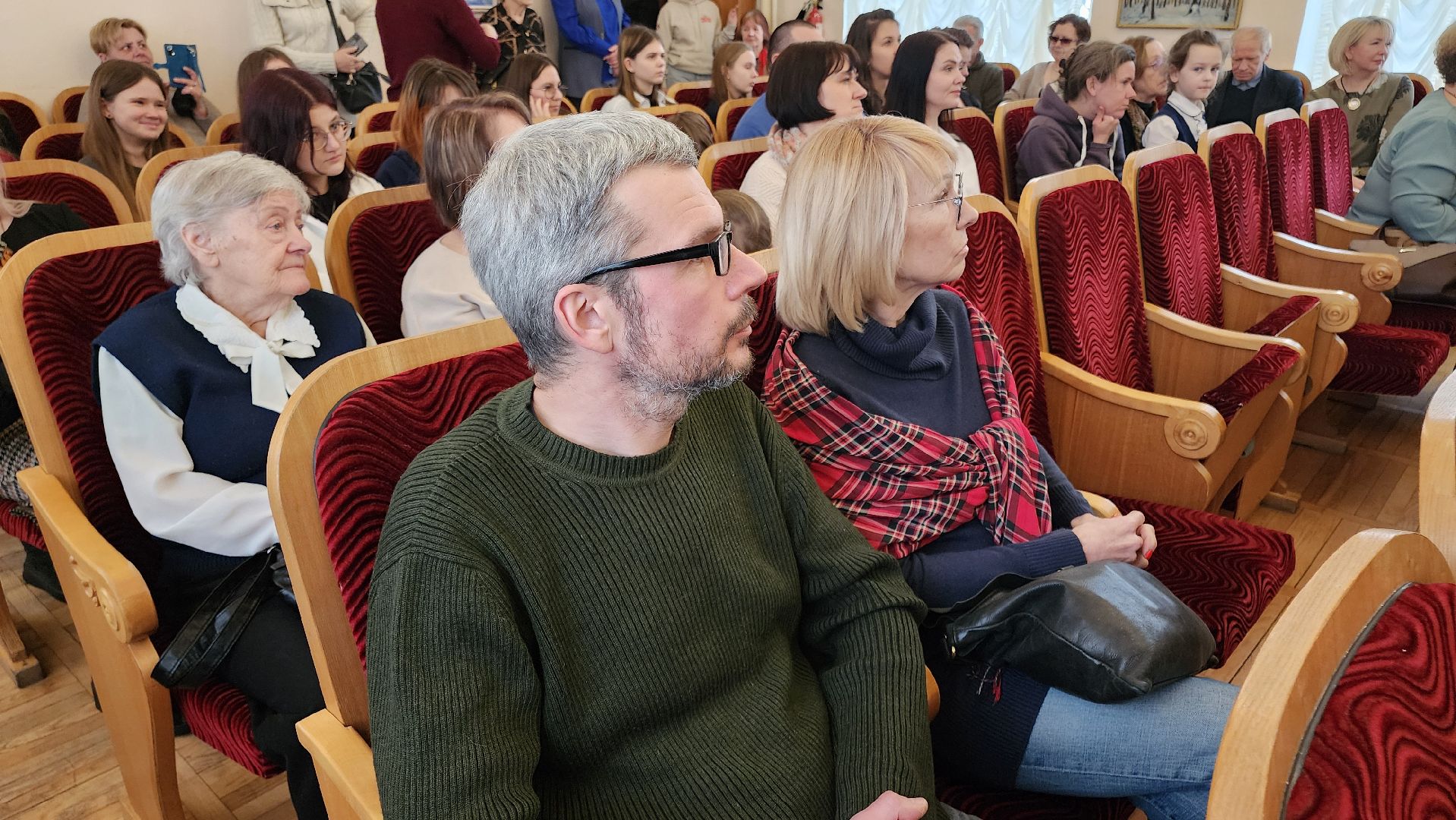 кашира, краеведческий музей, среднее поочье, каменный век, эволюция моды, выставка, народный костюм, реконструкция,