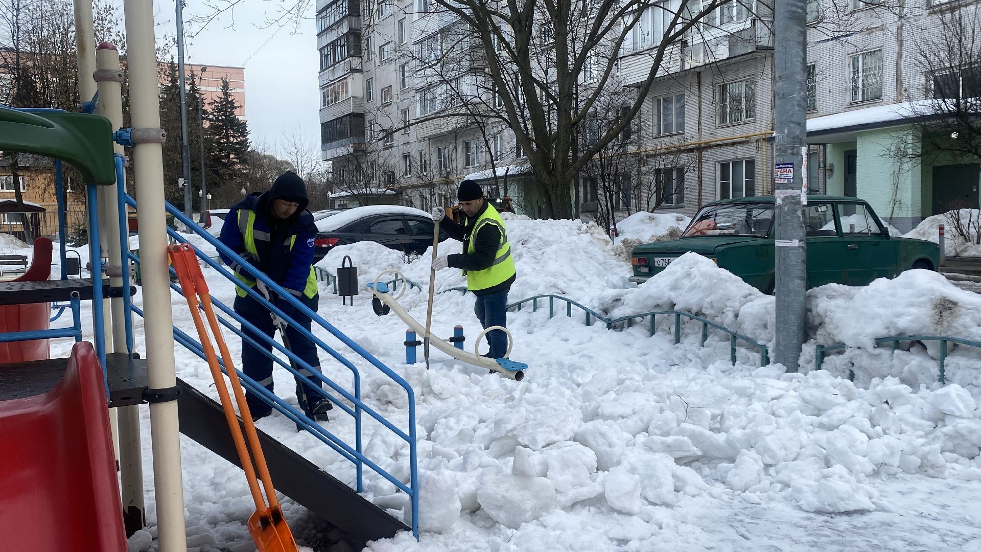 уборка города, уборка льда, уборка от снега, детские площадки, ленинский городской округ,