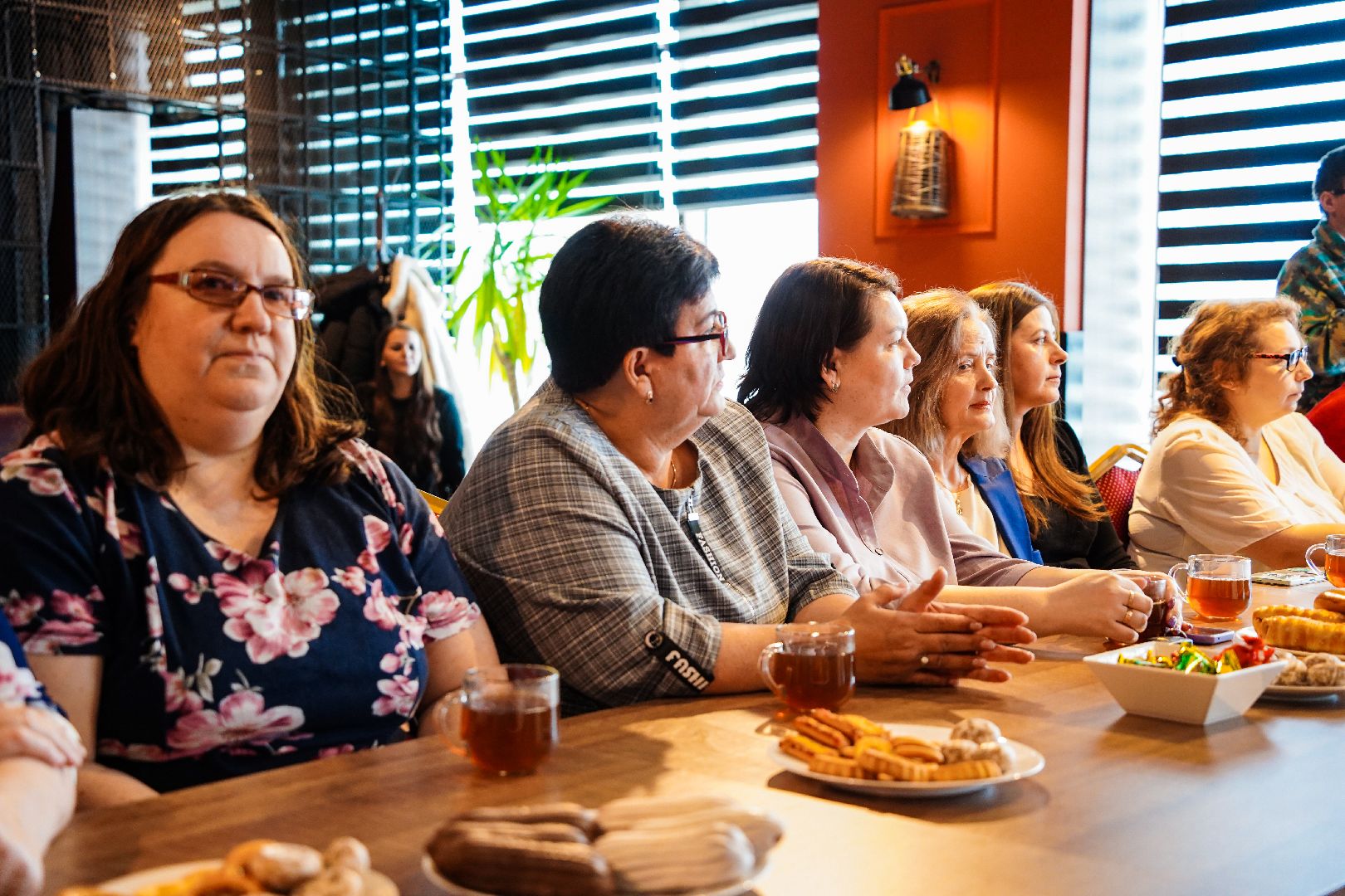 Большая Шатура, СКЦ Рошаль, 8 марта, поздравления, Международный женский день, женщины, общество, общественные организации,