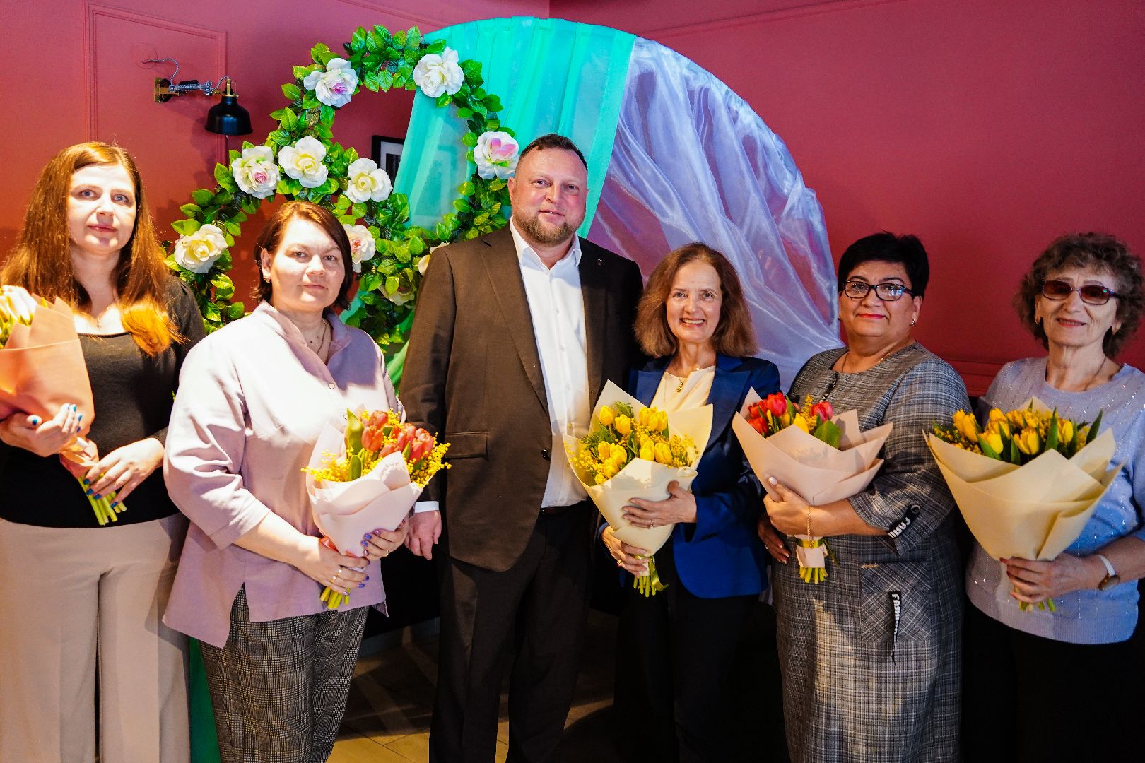 Большая Шатура, СКЦ Рошаль, 8 марта, поздравления, Международный женский день, женщины, общество, общественные организации,