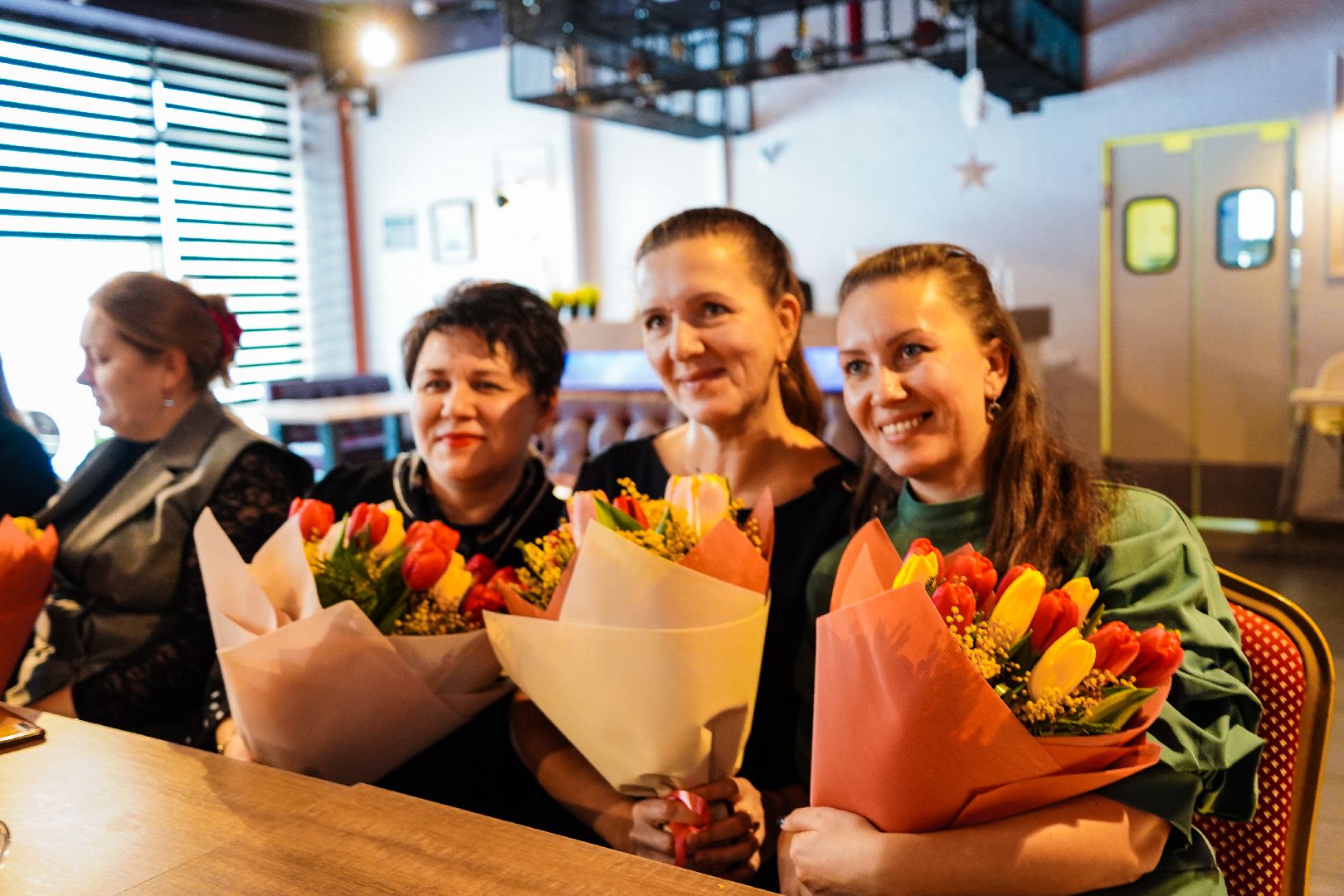 Большая Шатура, СКЦ Рошаль, 8 марта, поздравления, Международный женский день, женщины, общество, общественные организации,