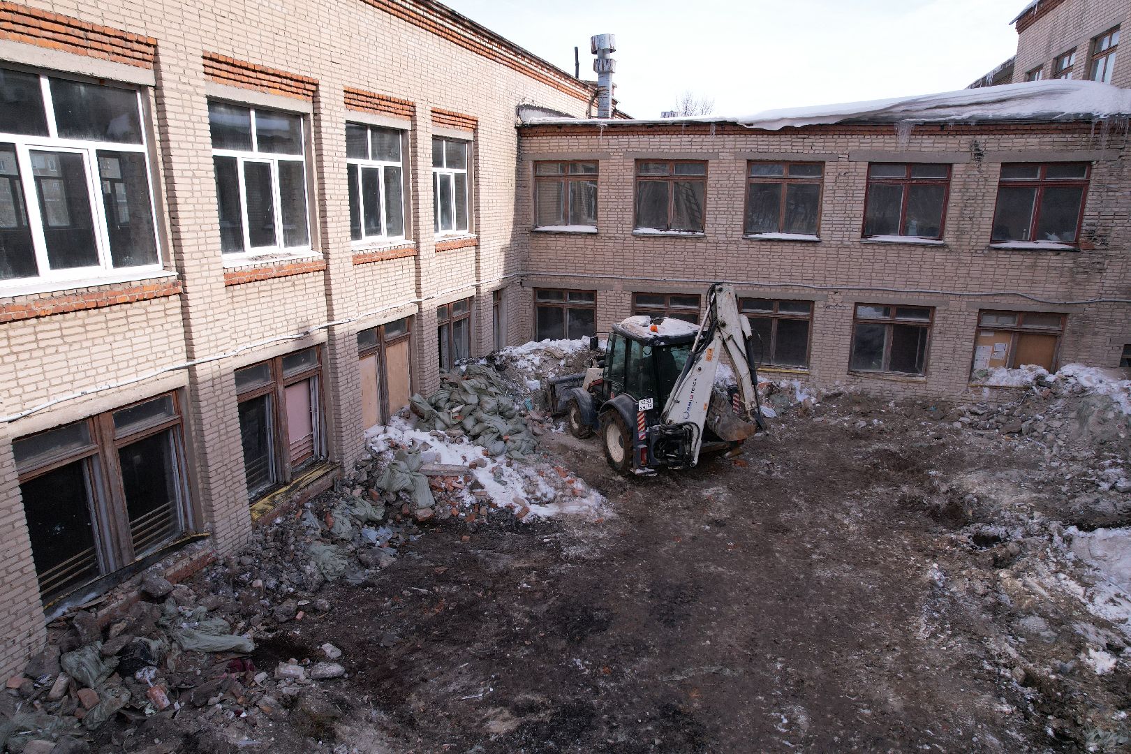 видео с коптера, школа, ремонт,