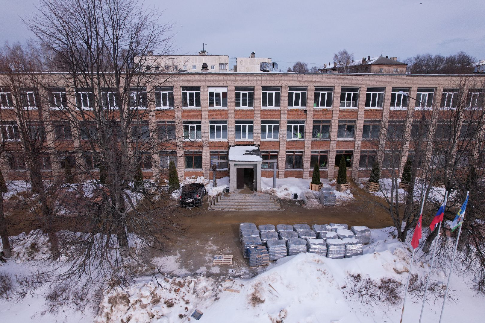 видео с коптера, школа, ремонт,