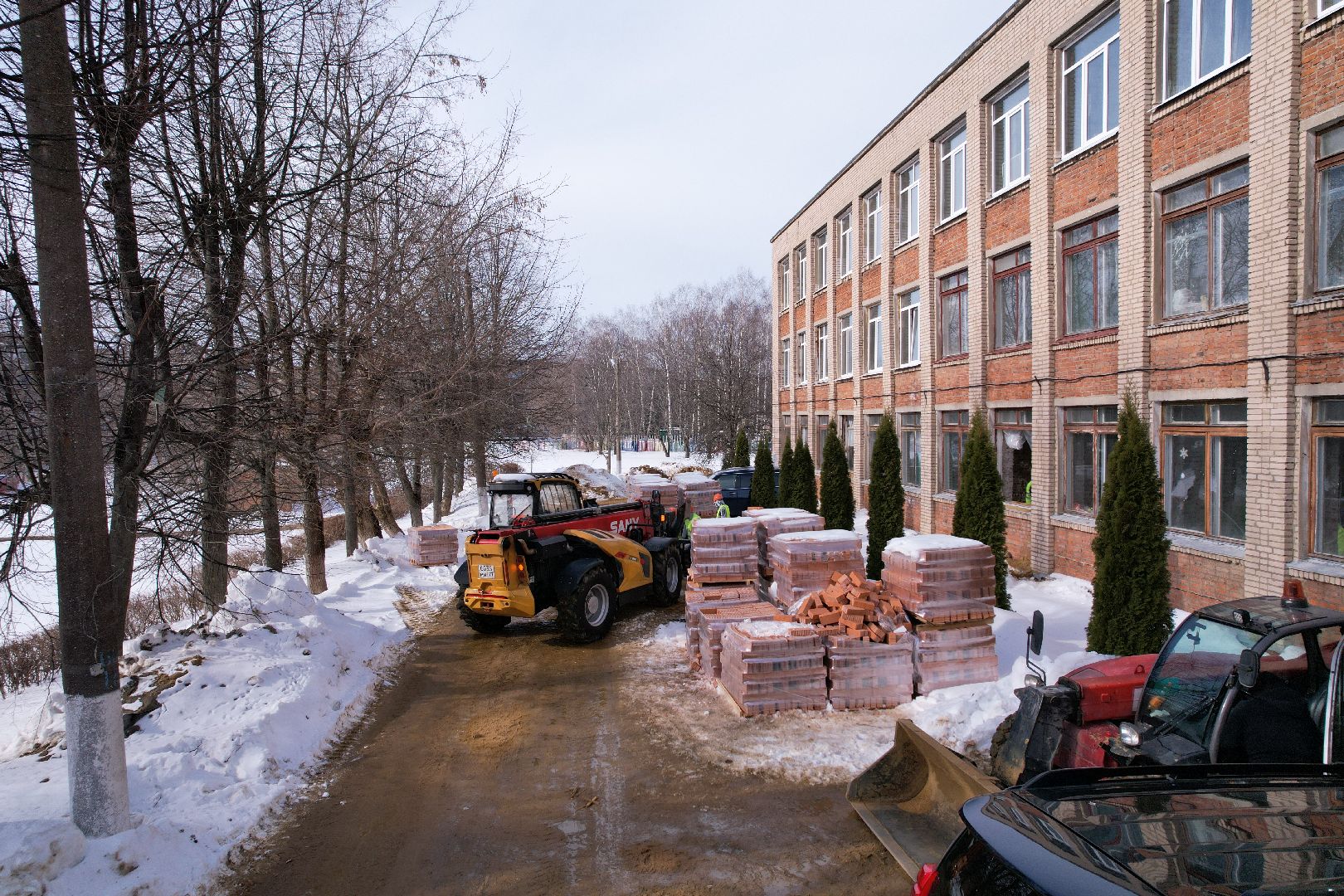 видео с коптера, школа, ремонт,