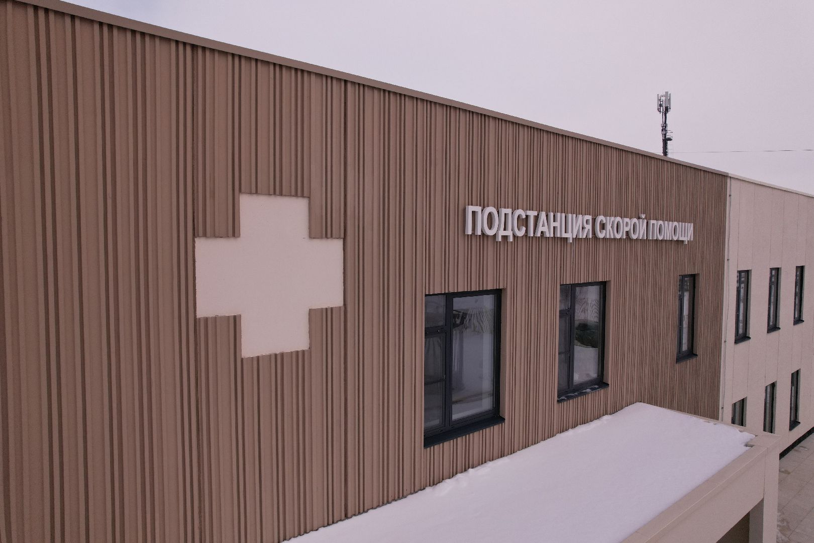 видео с коптера, скорая, подстанция,