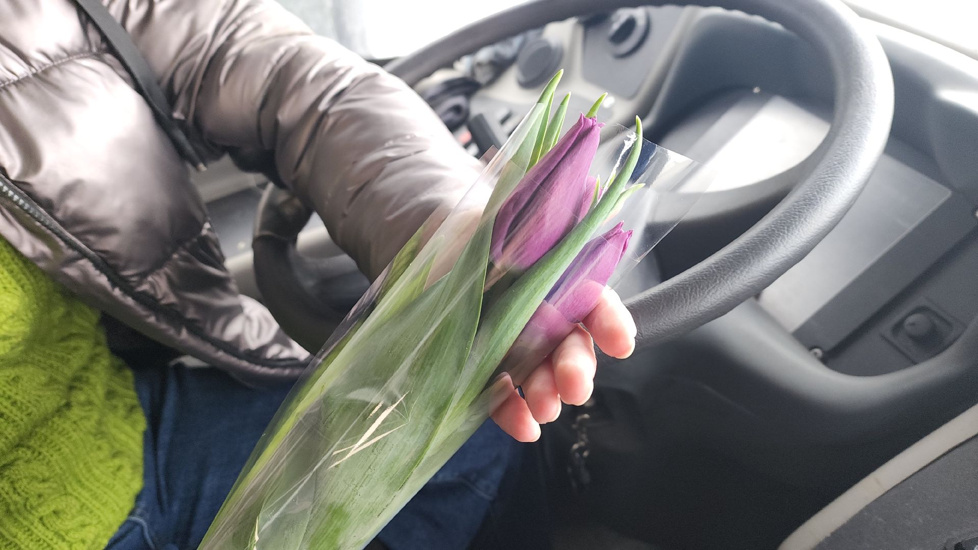 воскресенск, 8 марта, женщины, автобусы,