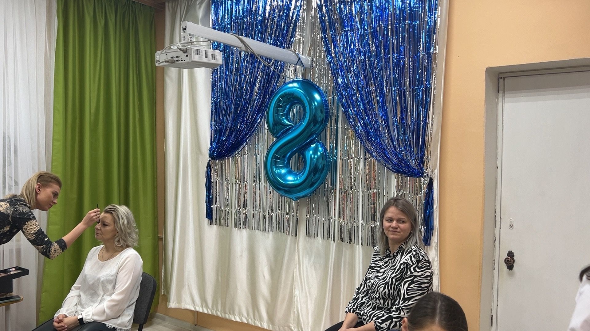 Солнечногорск, благотворительная акция, мамы, 8 марта, Макияж,