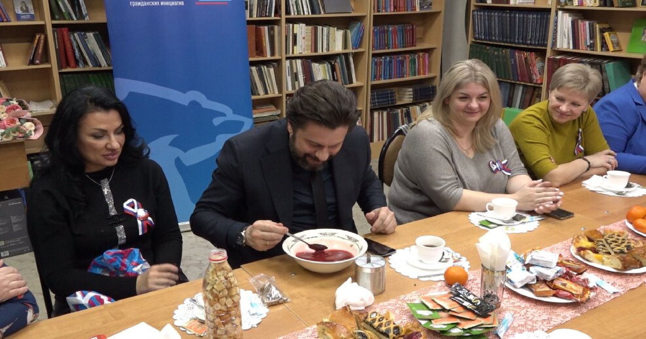 Своих не бросаем, добровольцы, семьи военнослужащих, Домодедово,