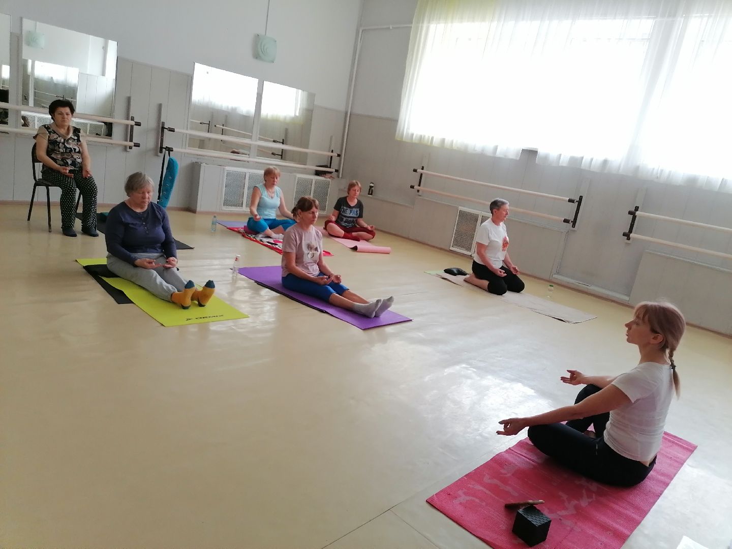 Йога, спорт в подмосковье, активное долголетие,