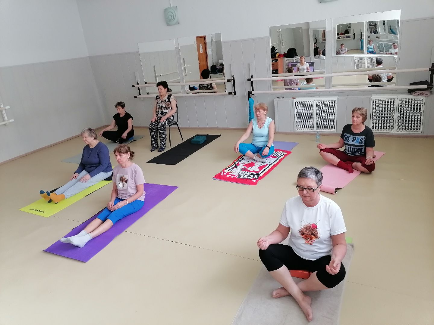 Йога, спорт в подмосковье, активное долголетие,