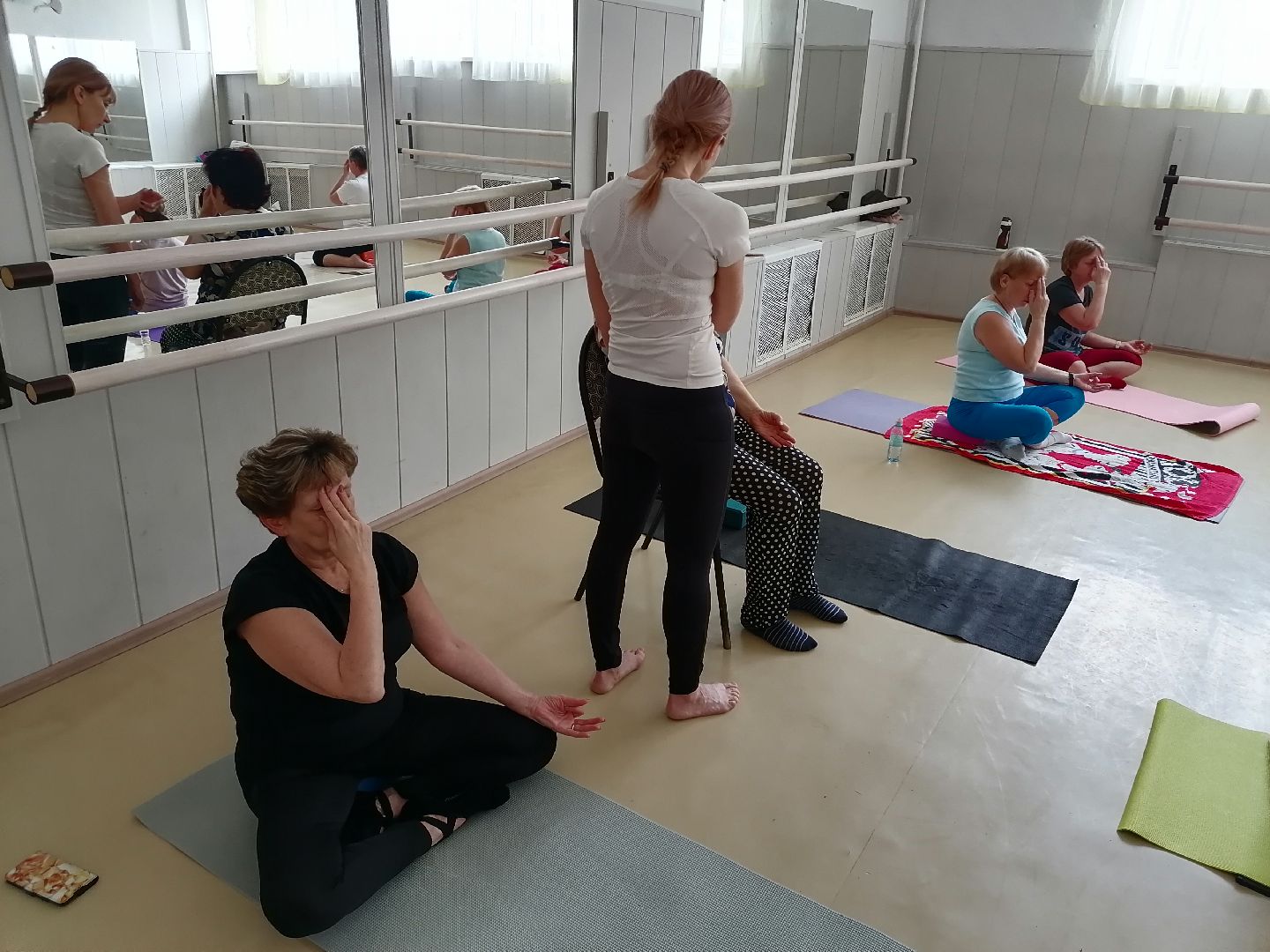 Йога, спорт в подмосковье, активное долголетие,