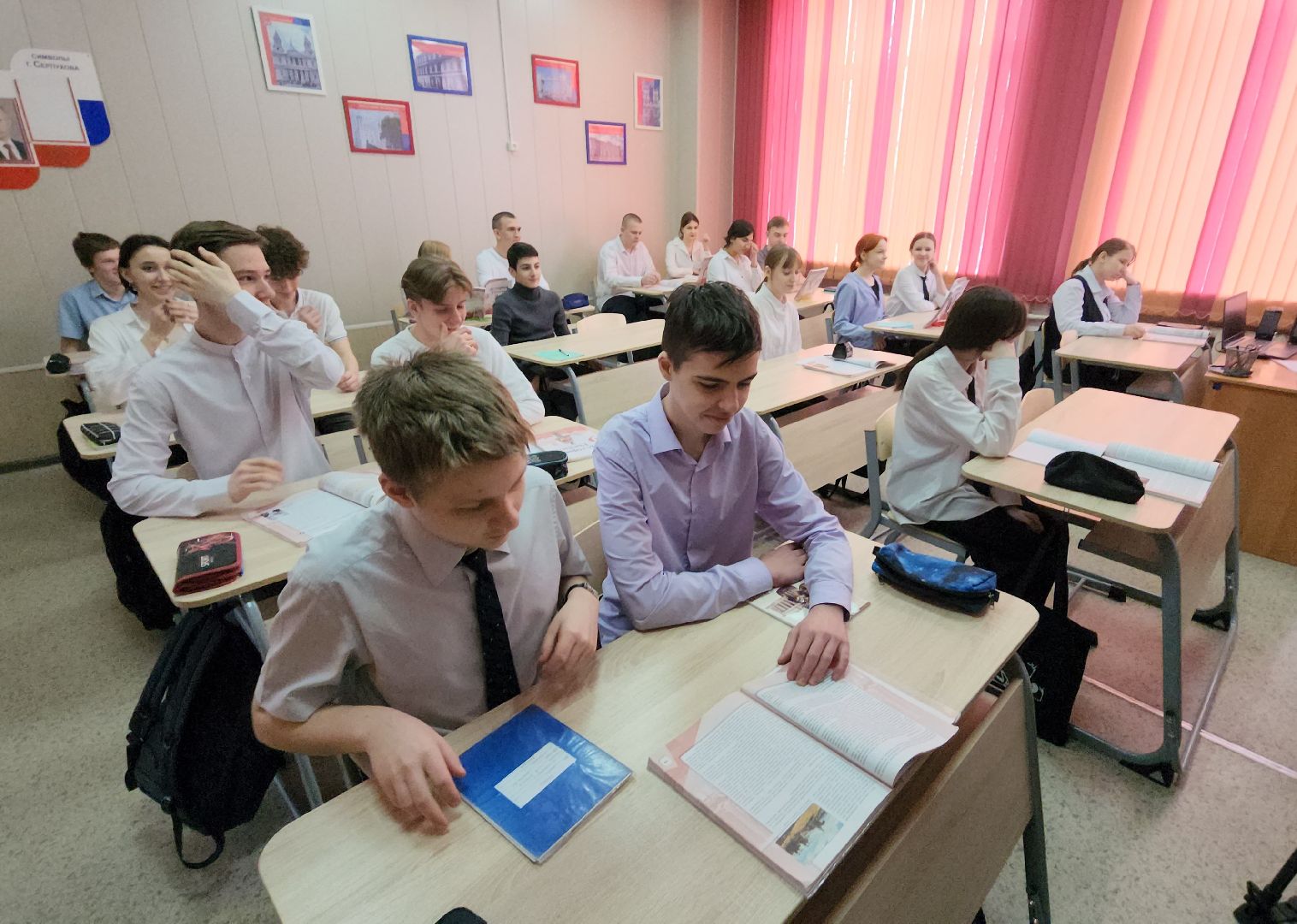 серпухов, школа 5, улица чернышевского, школьная мебель, спонсор,