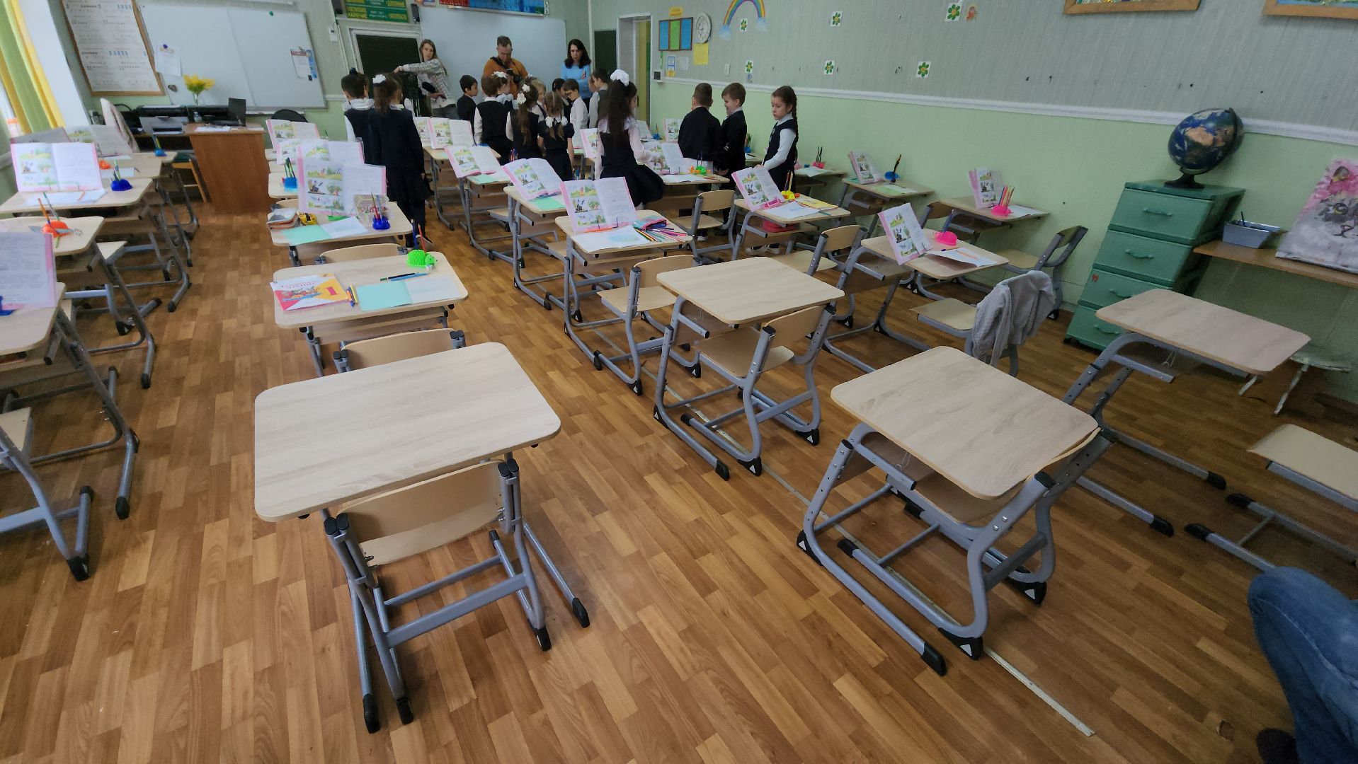 серпухов, школа 5, улица чернышевского, школьная мебель, спонсор,