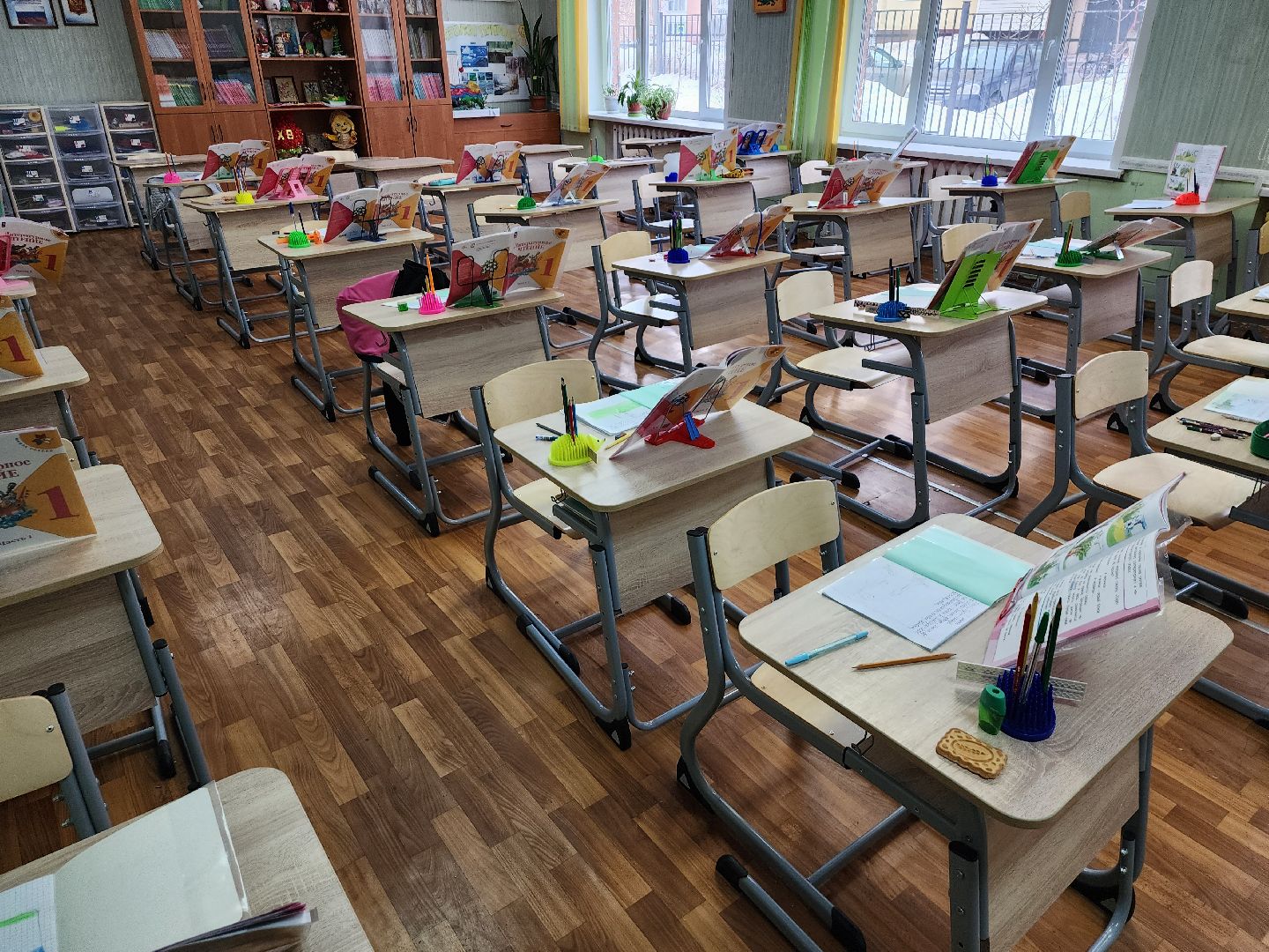 серпухов, школа 5, улица чернышевского, школьная мебель, спонсор,