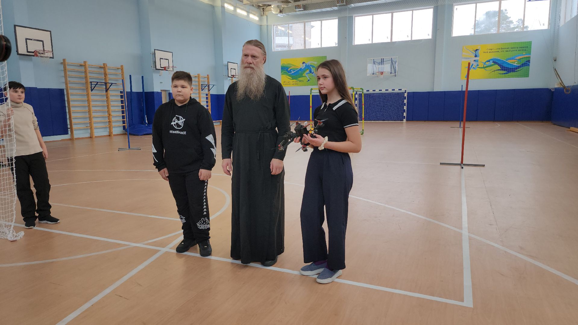 серпухов, поселок большевик, дашковская школа, кружок БПЛА, дроны,