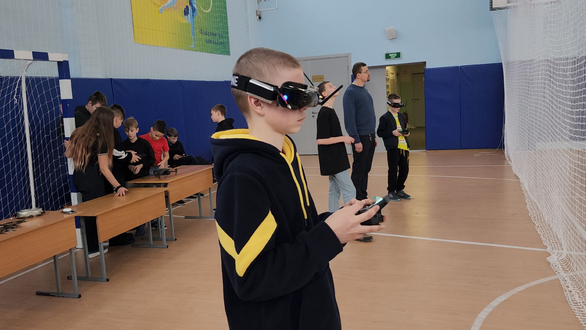 серпухов, поселок большевик, дашковская школа, кружок БПЛА, дроны,