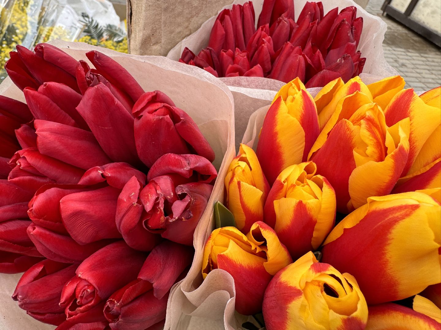 Одинцово, Цветочный базар, 8 марта,