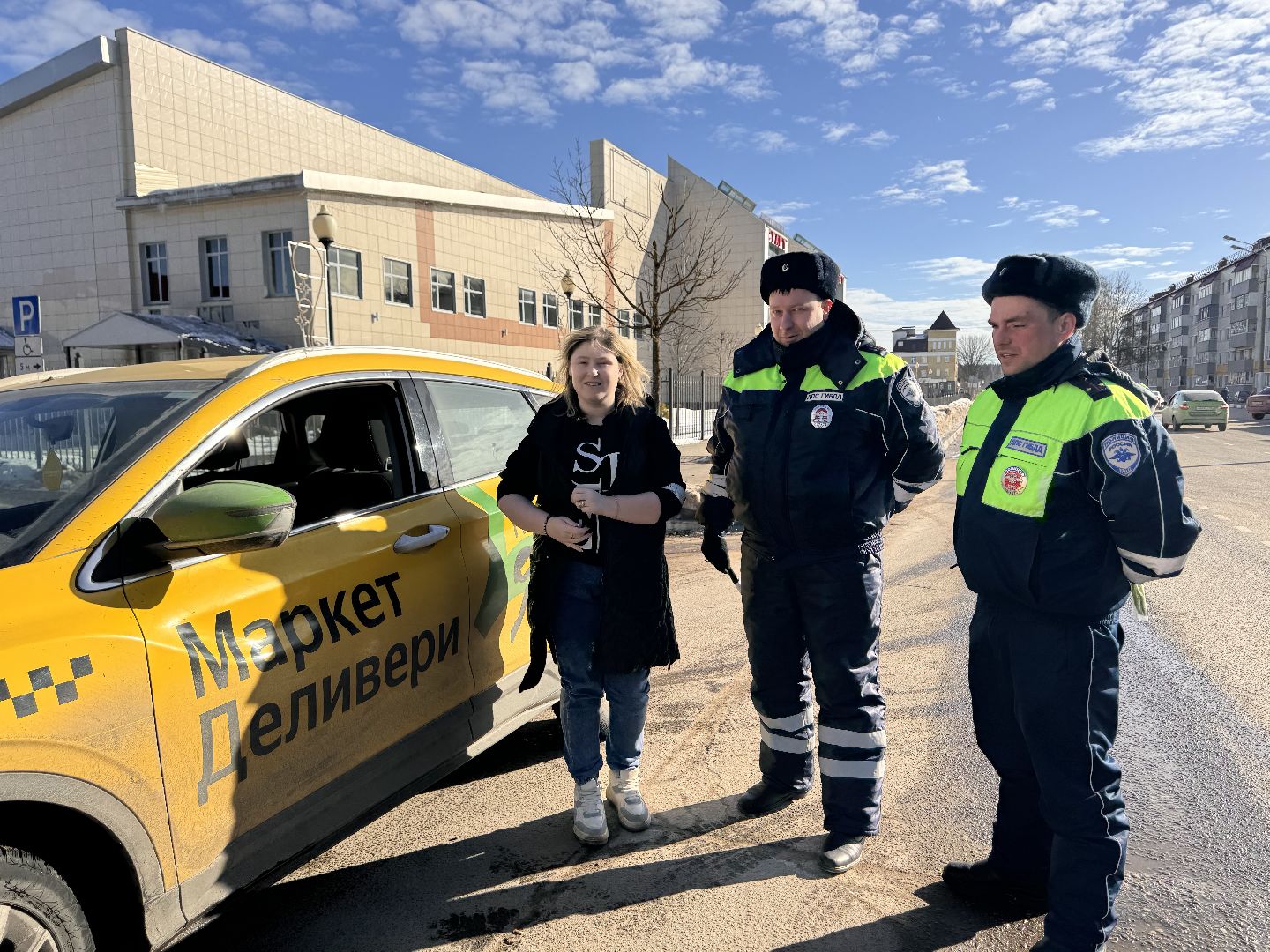 шаховская, букет для автоледи, госавтоинспекторы,