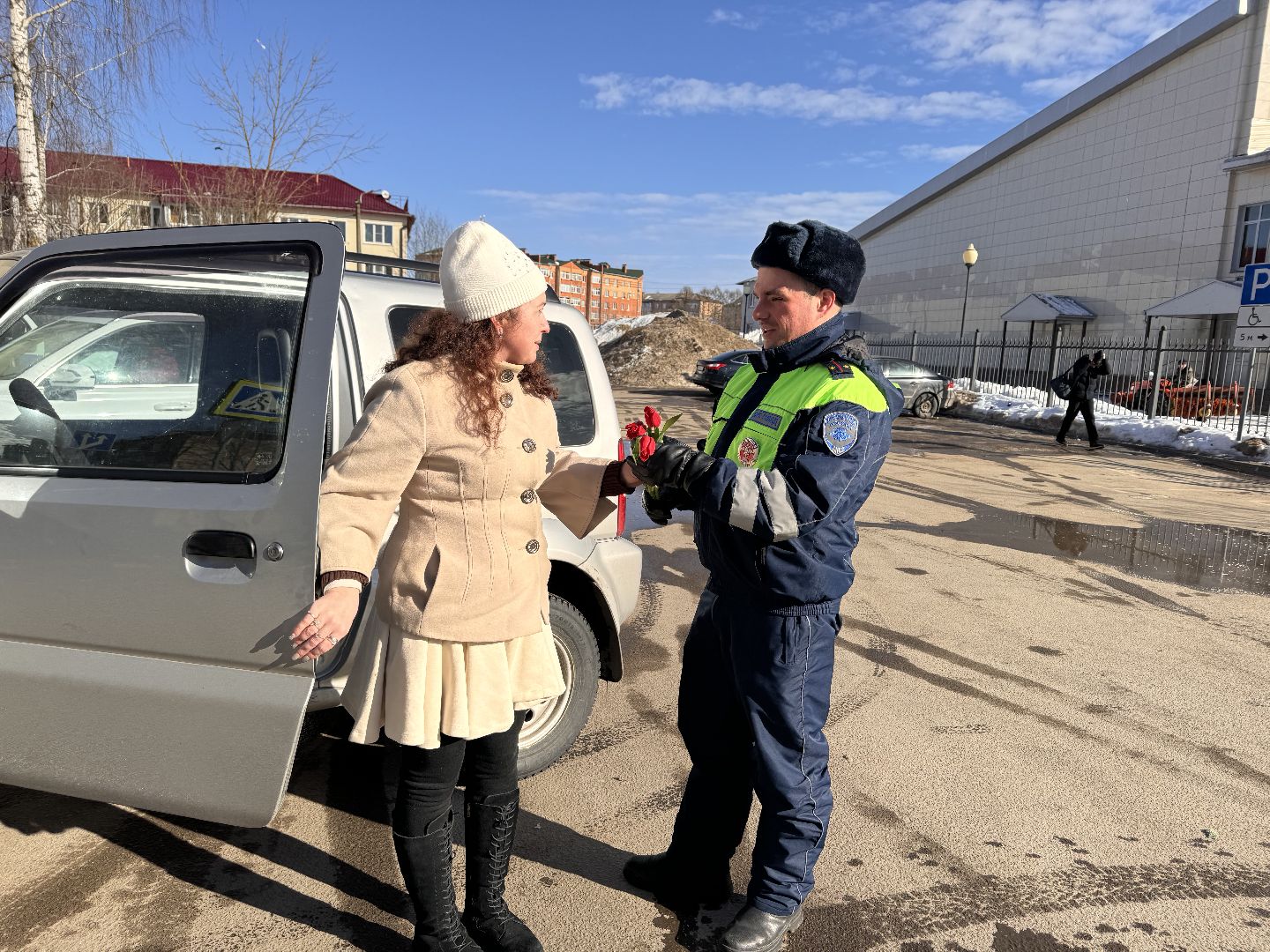 шаховская, букет для автоледи, госавтоинспекторы,