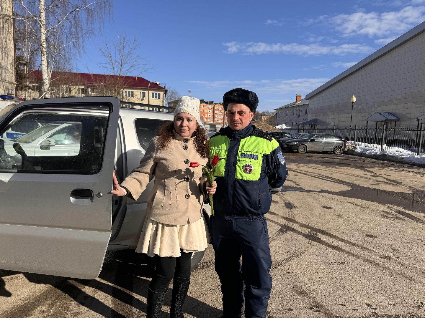 шаховская, букет для автоледи, госавтоинспекторы,