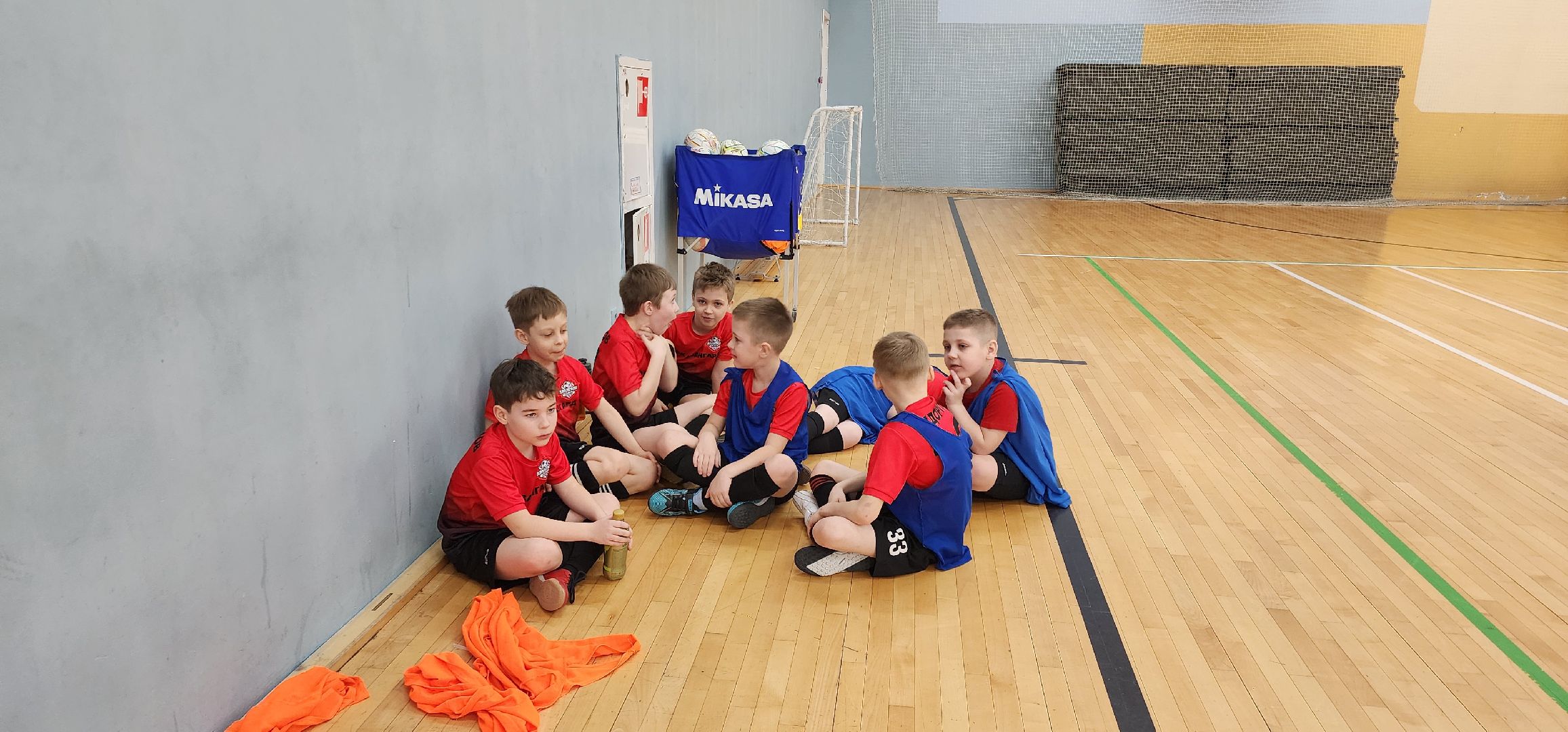 женщина-тренер, Стадион Авангард, Домодедово, футбол,