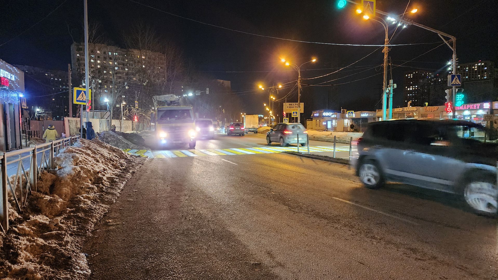 пешеходный переход, дороги подмосковья,