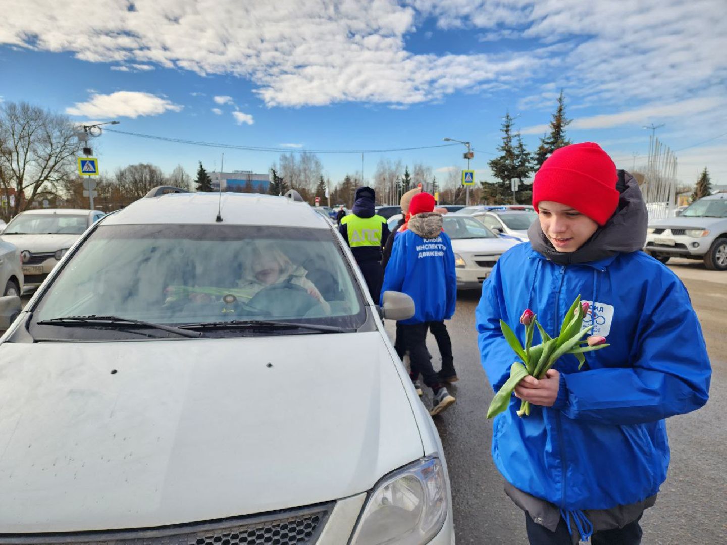чехов, транспорт, 8 марта, гибдд, женщины, поздравление,