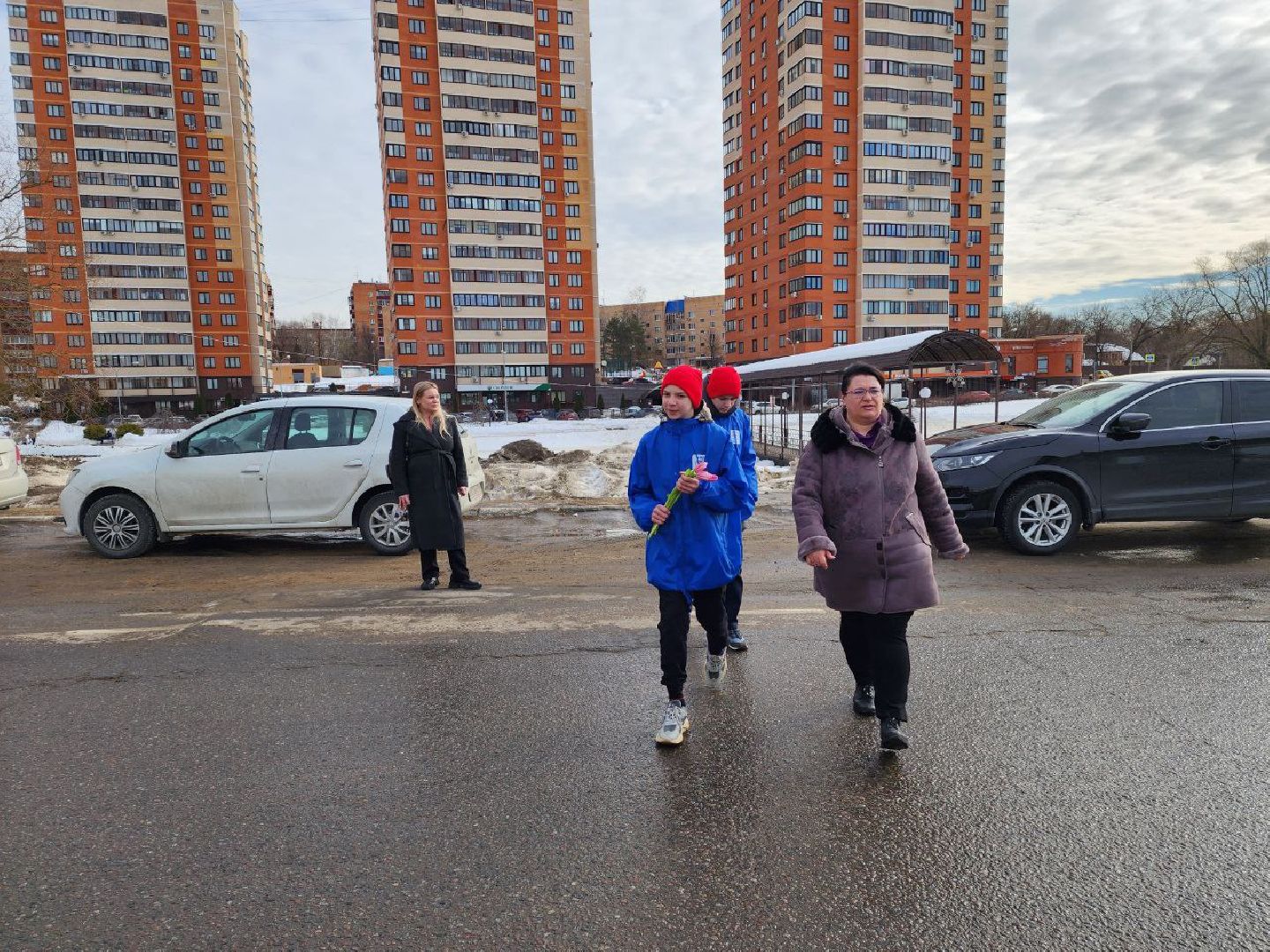 чехов, транспорт, 8 марта, гибдд, женщины, поздравление,