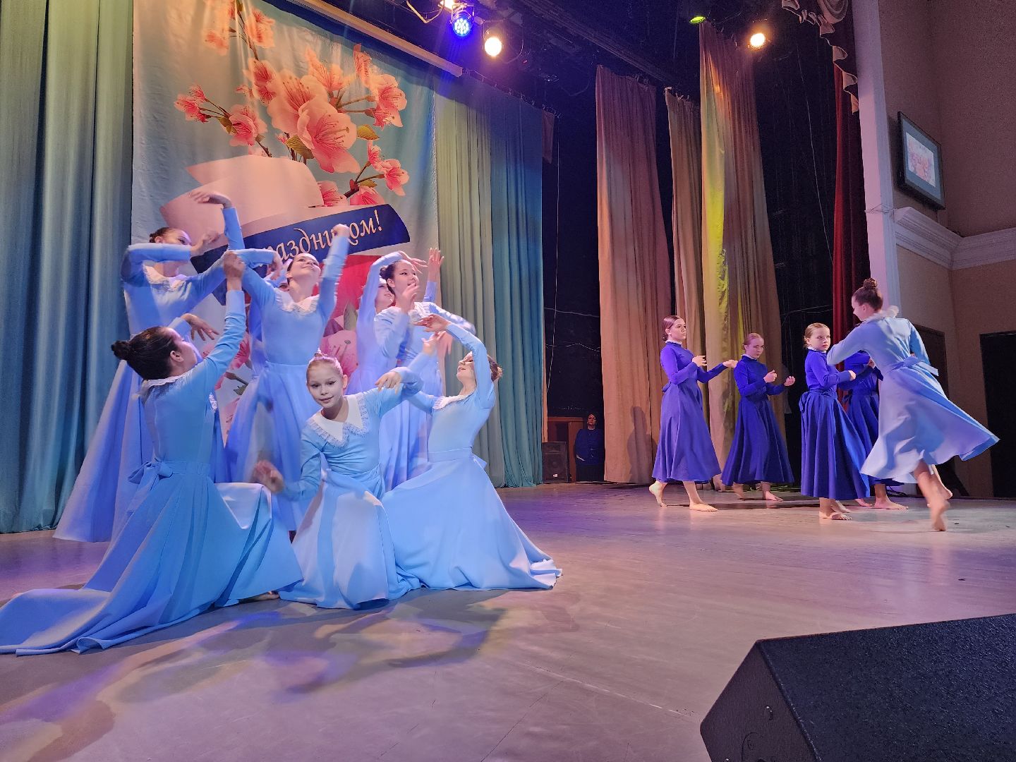 пушкино, концерт, 8 марта, ансамбль, музыка, поздравления,