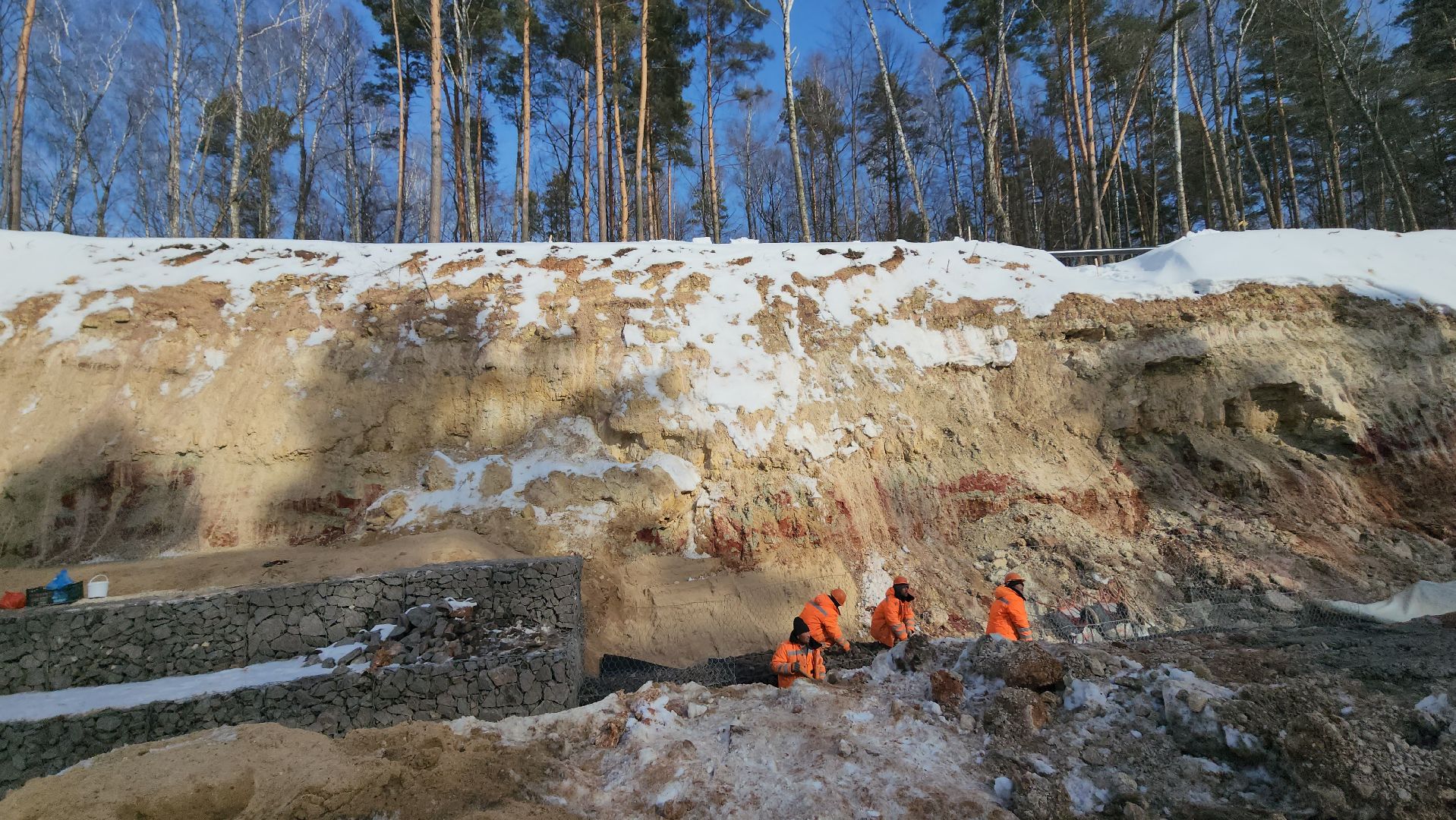 серпухов, строительство дорог, трасса А108, светофоры, габионы,